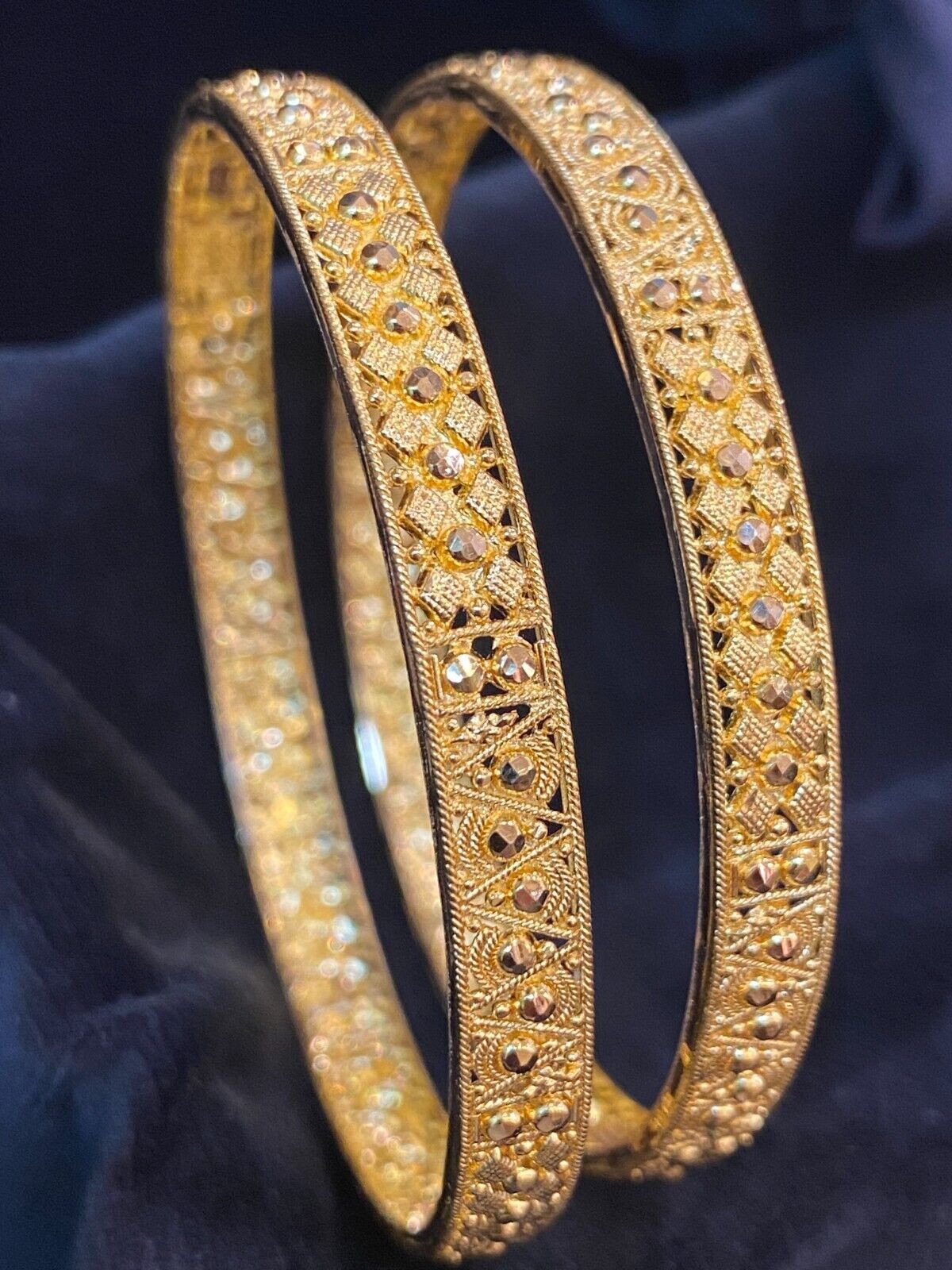 Classy Dubai Handmade 6.40MM Bangles Bracelet In 916 Solid 22K Yellow Gold