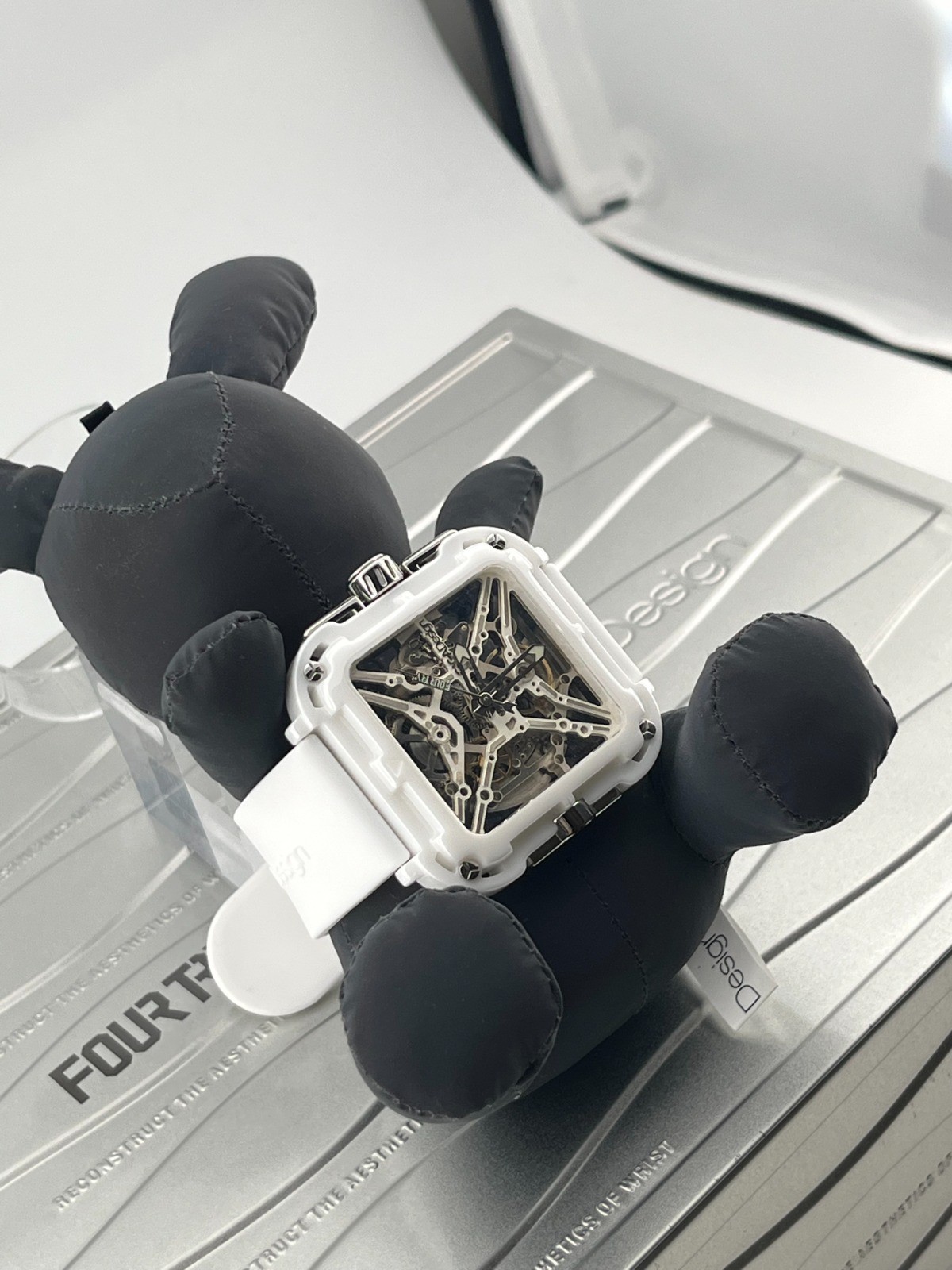 CIGA DESIGN X Series WHITE CERAMIC Mechanical Watch Machina BRAND NEW