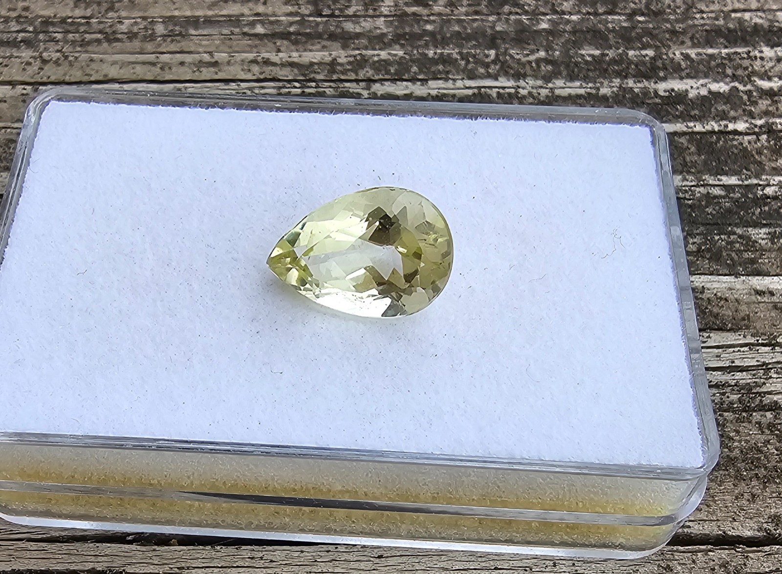 Yellow Beryl 14×9.7mm Pear Shape Loose Gemstone!