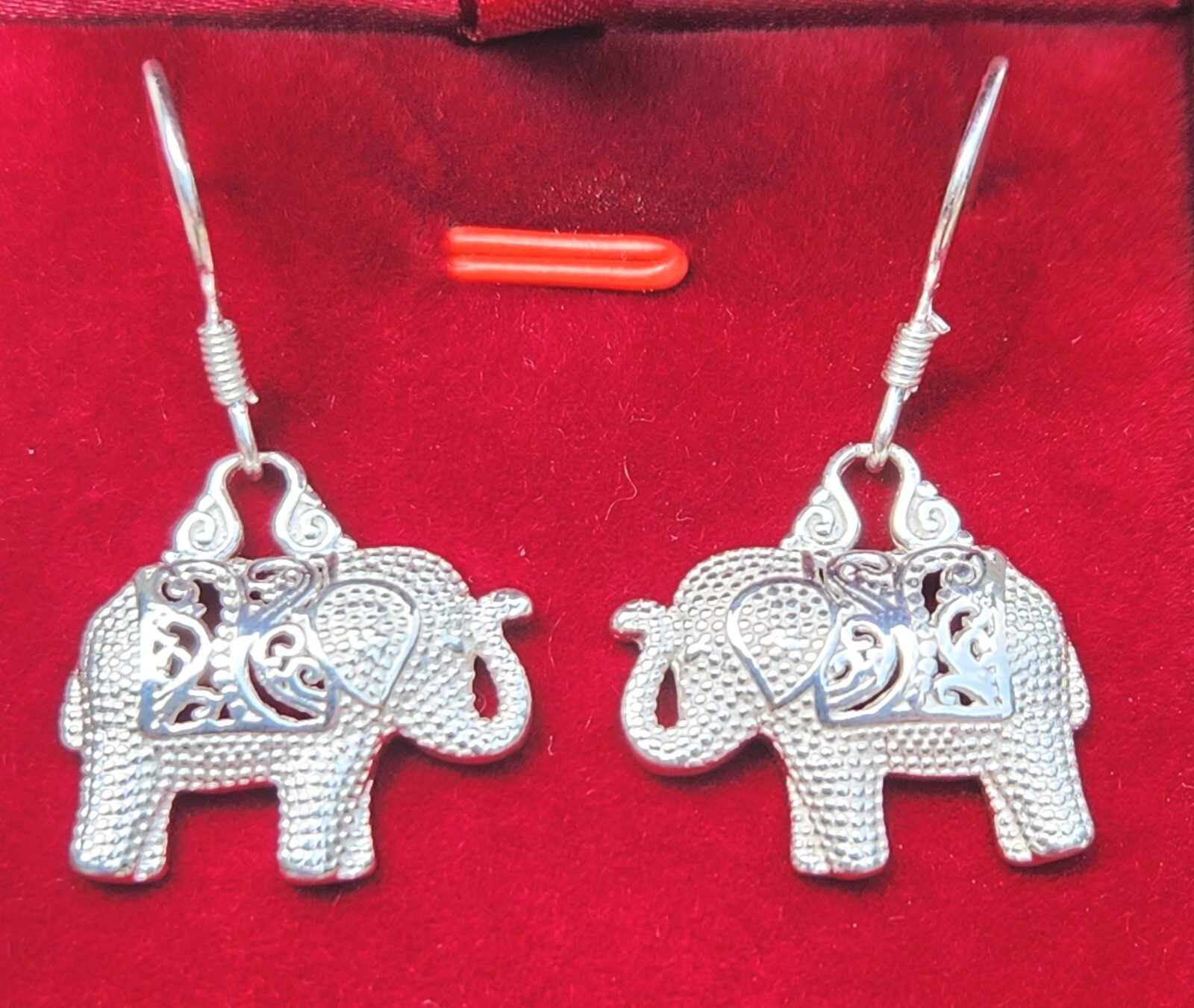 Sterling Silver Elephant Dangle / Drop Earrings 4.40 Grams 35mm