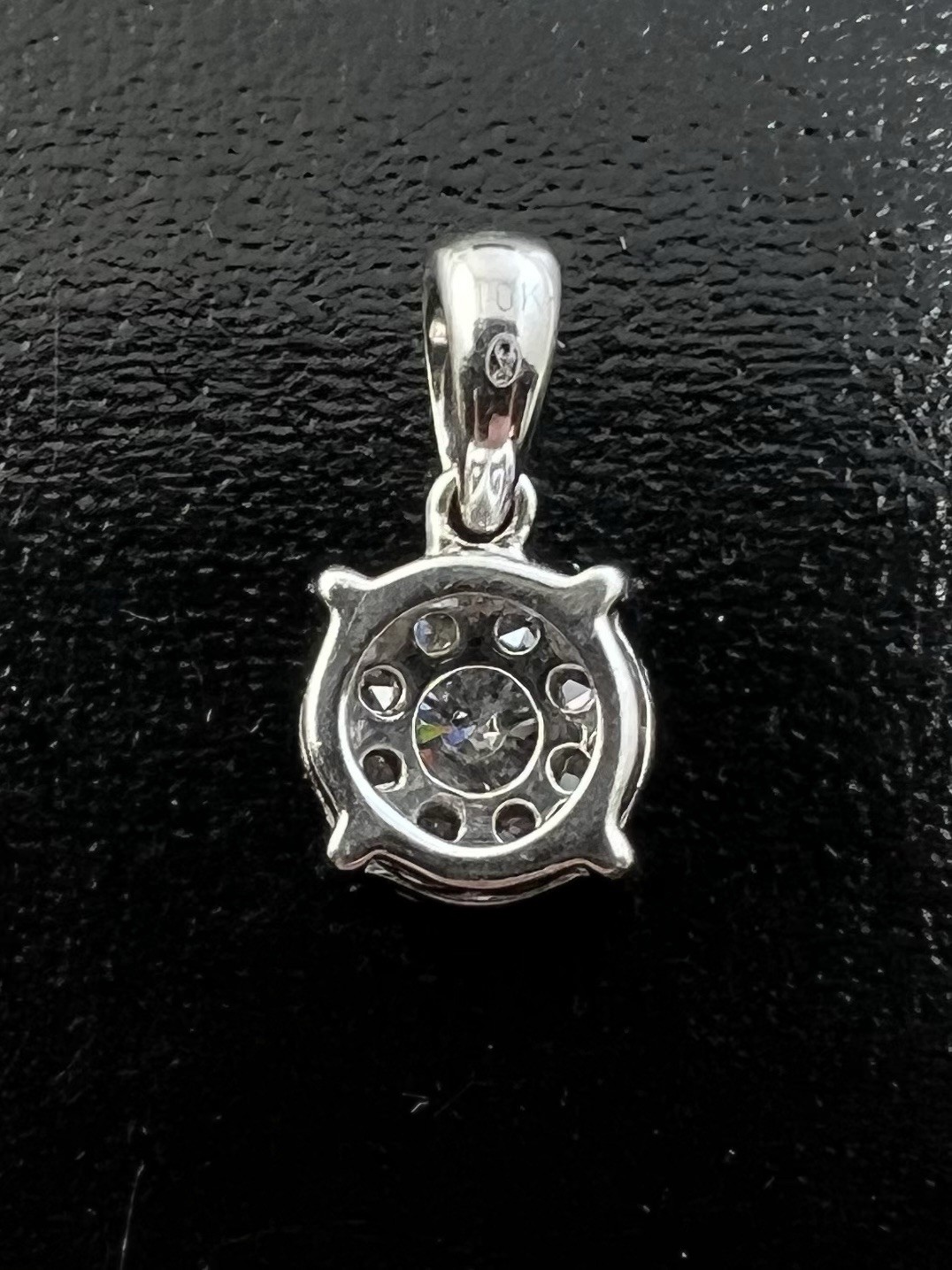 10K White Gold Diamond Cluster Pendant Approx 1/2 CTW 7.3mm 1.4g Estate