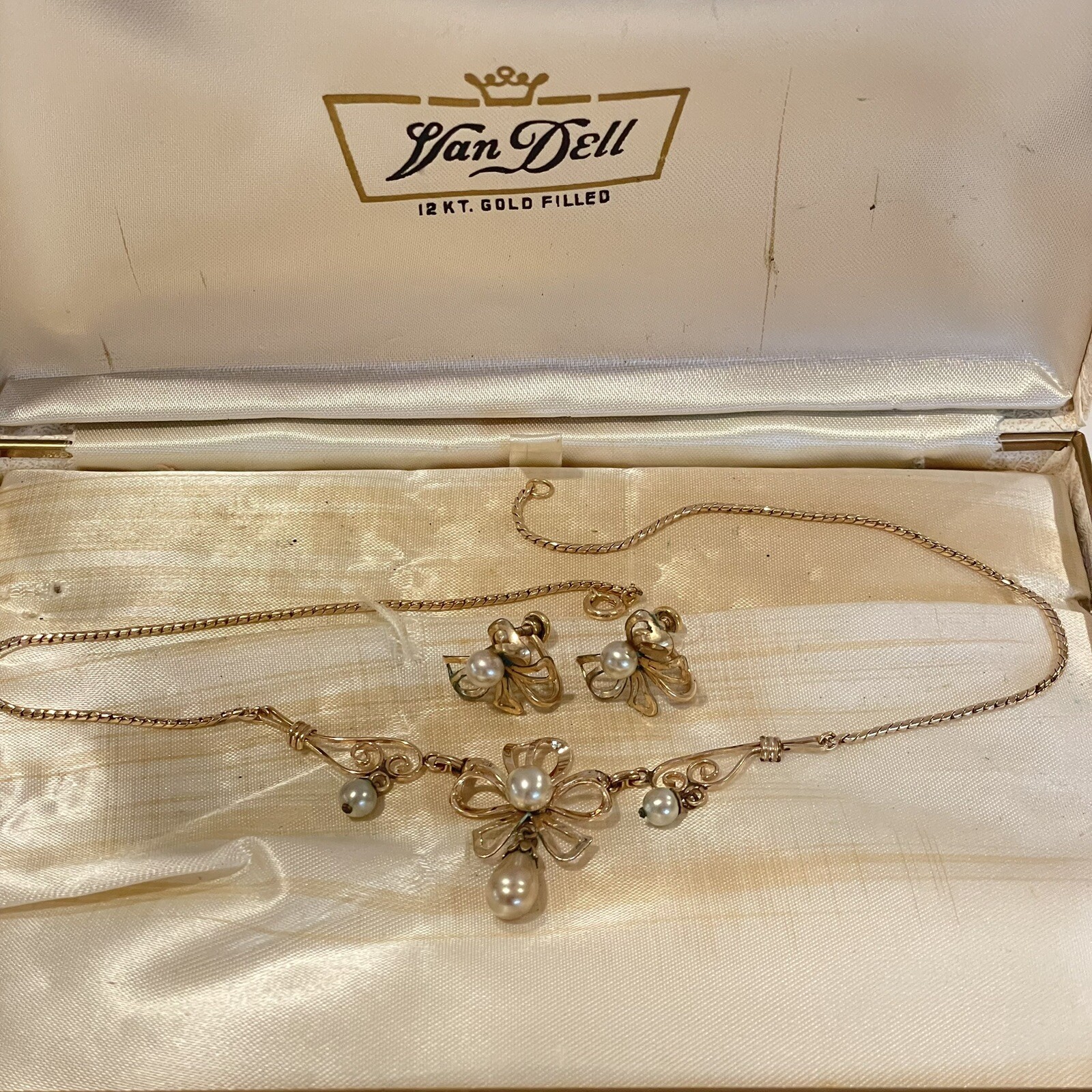 Vintage Van Dell 12k Gold Filled Bow Necklace And Earrings Set Pearls