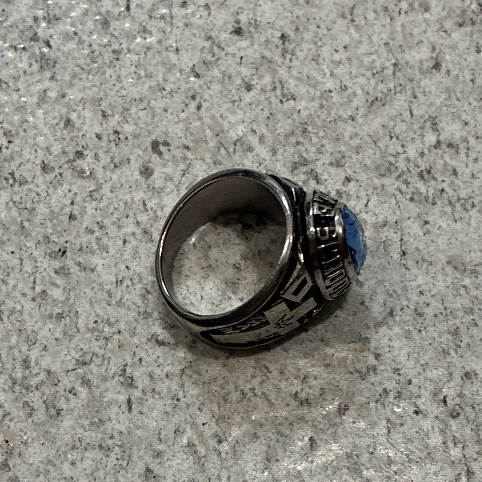 Stainless Steel School Ring Blue Oval Blue Stone Silver Tone Size 5&1/4