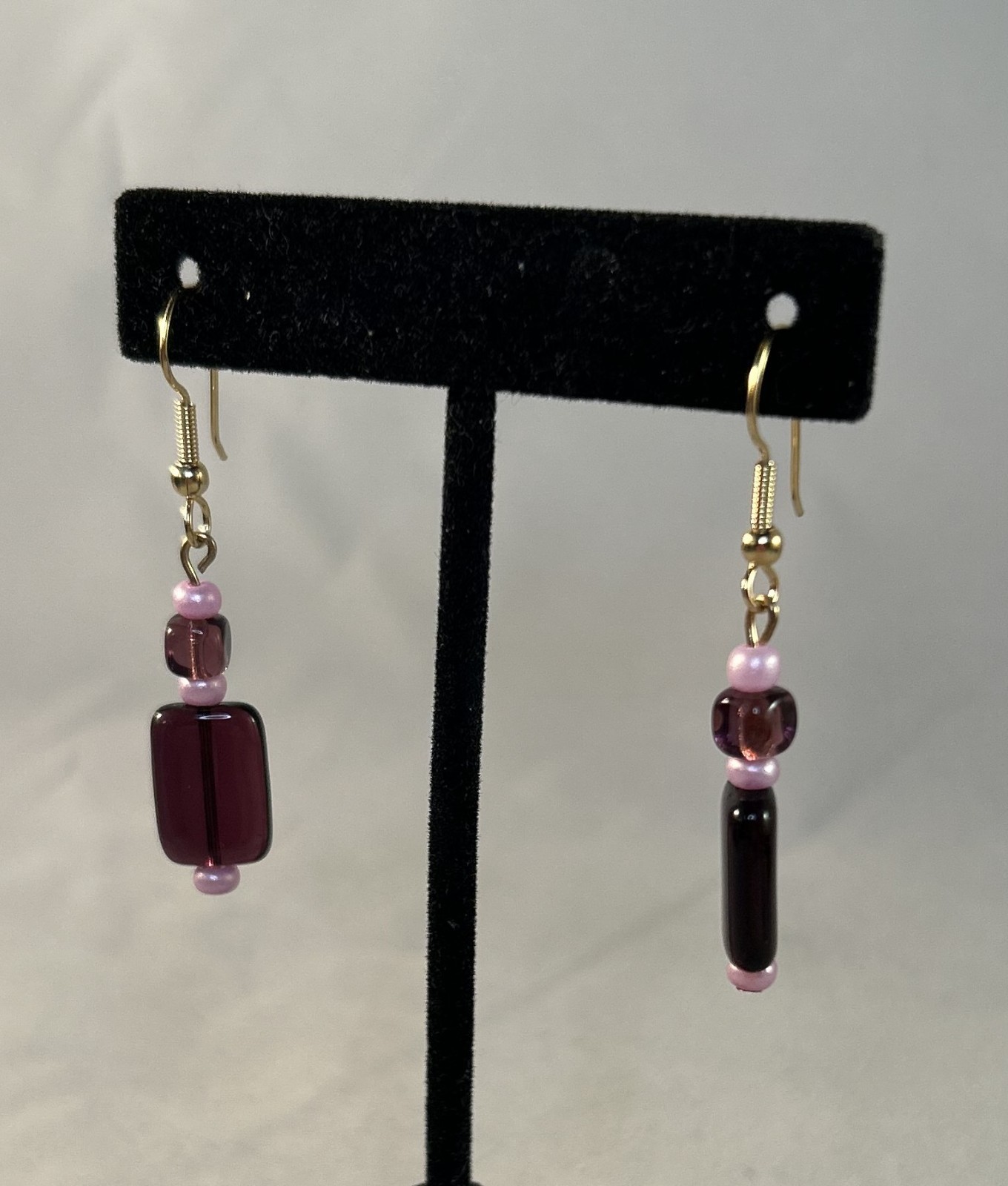 Vintage 80’s Purple Amethyst Glass Bead Llilac Pearl Drop Gold Toned Earrings