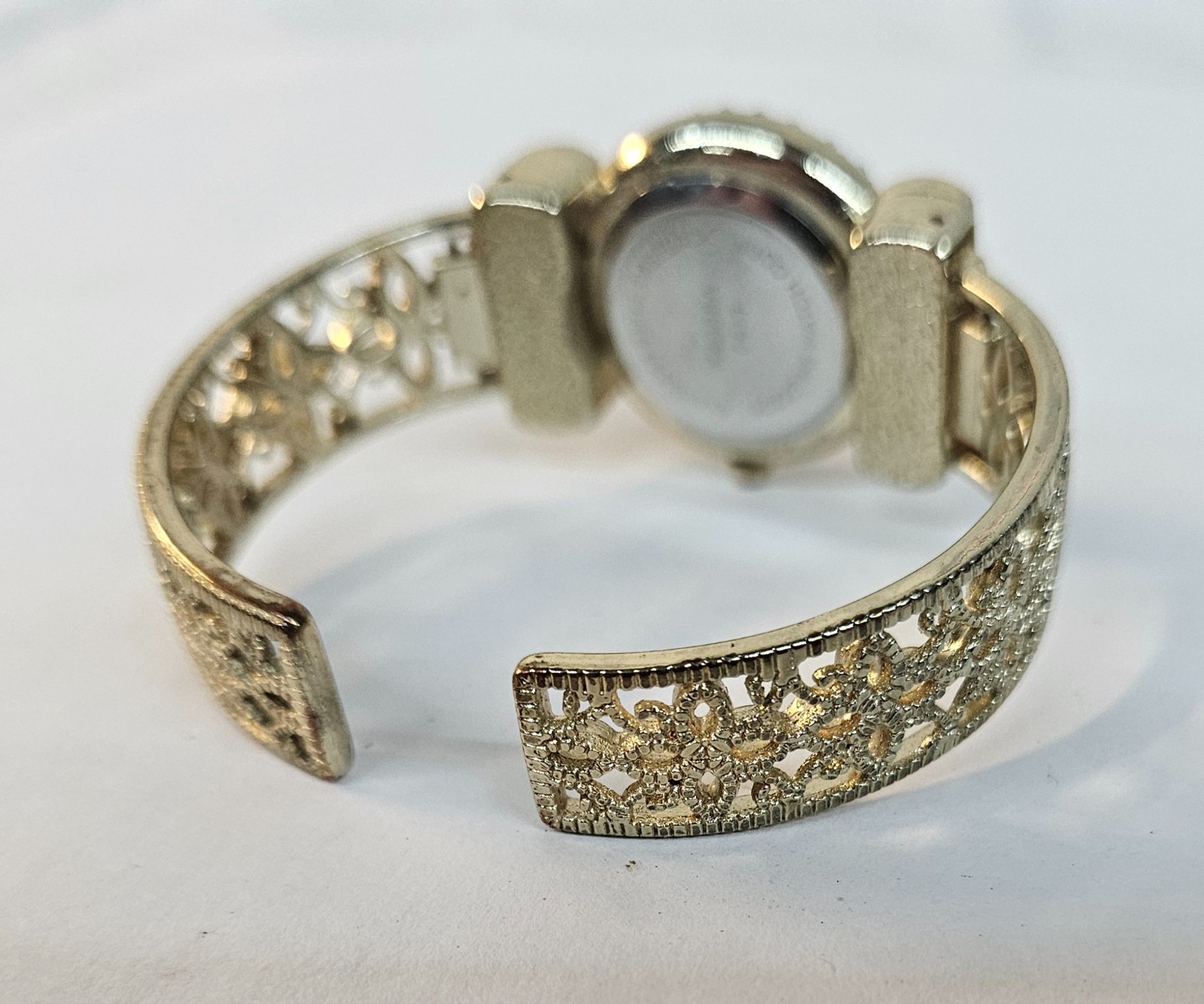 VIVANI Ladies Bracelet Watch w Sparkling Rhinestone Bezel NEEDS BATTERY