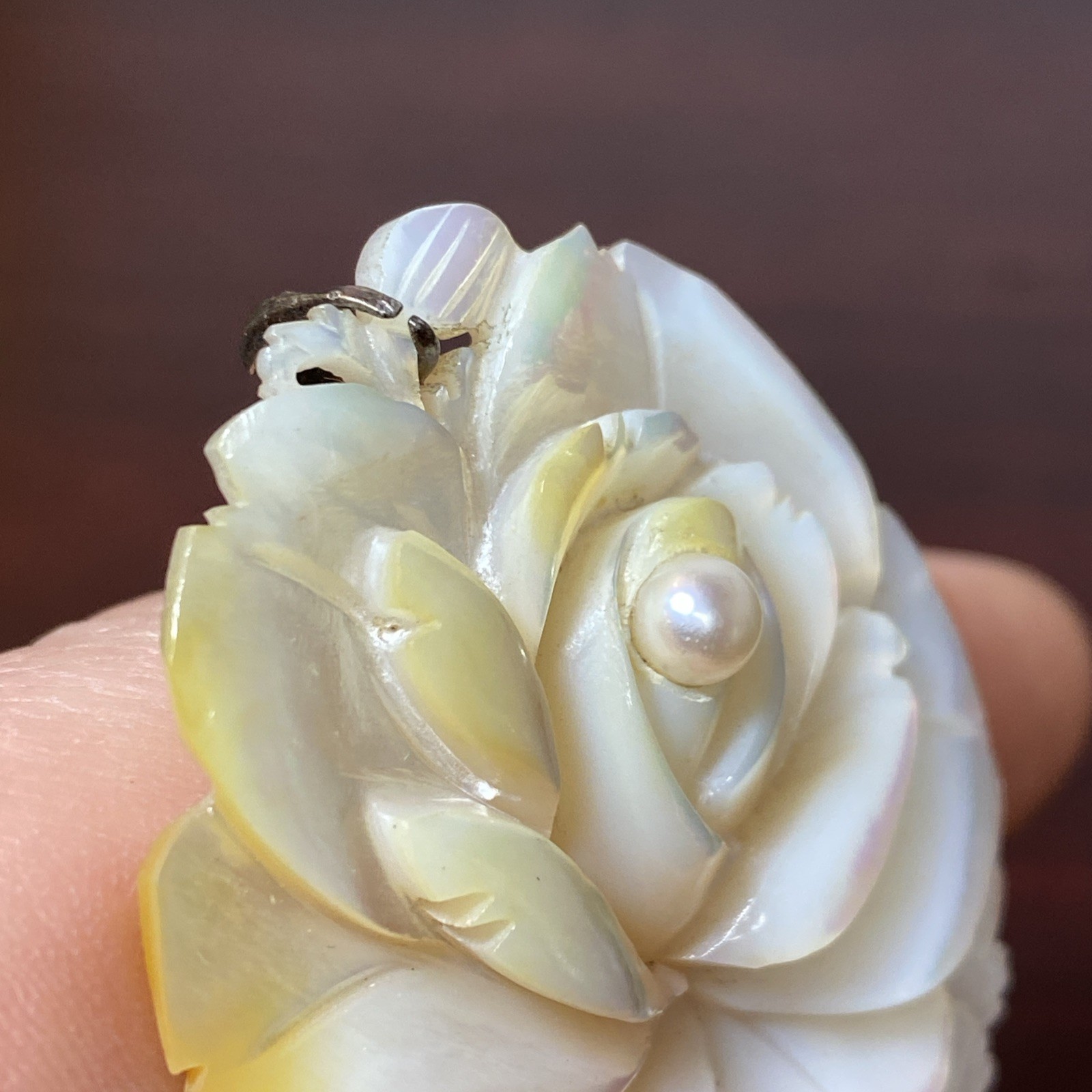 Antique Iridescent Carved MOP Shell 3 Pearls Rose Daisies Flowers Floral Pendant