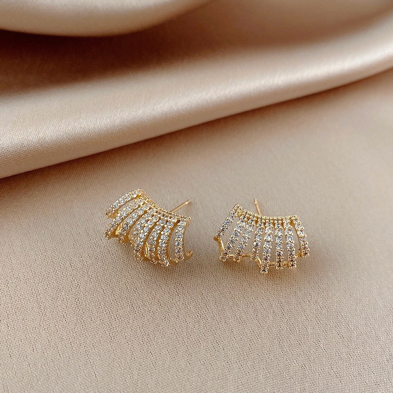 Full Of Diamond High-end Earrings Fashion Commuter Earrings Temperament