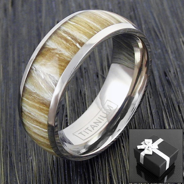 8mm Titanium Men’s Ring Light Wood Grain Wedding Band Ring