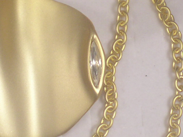#.. VINTAGE DESIGNER SIGNED PENDENT NECKLACE 18KTEP MATT GOLD FINISH DN1028-14