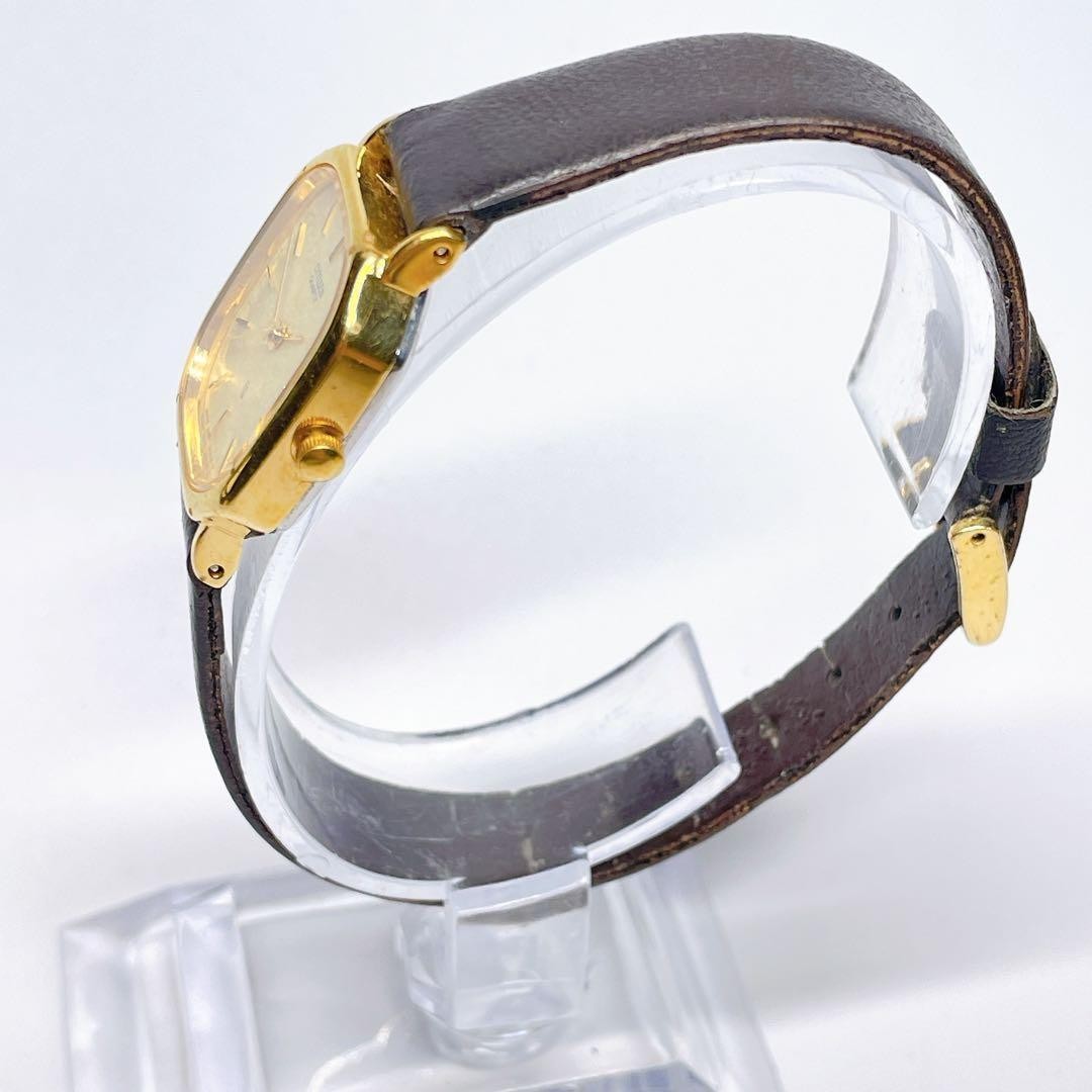 CITIZEN 2931-291016 Gold Leather Band Watch From Japan