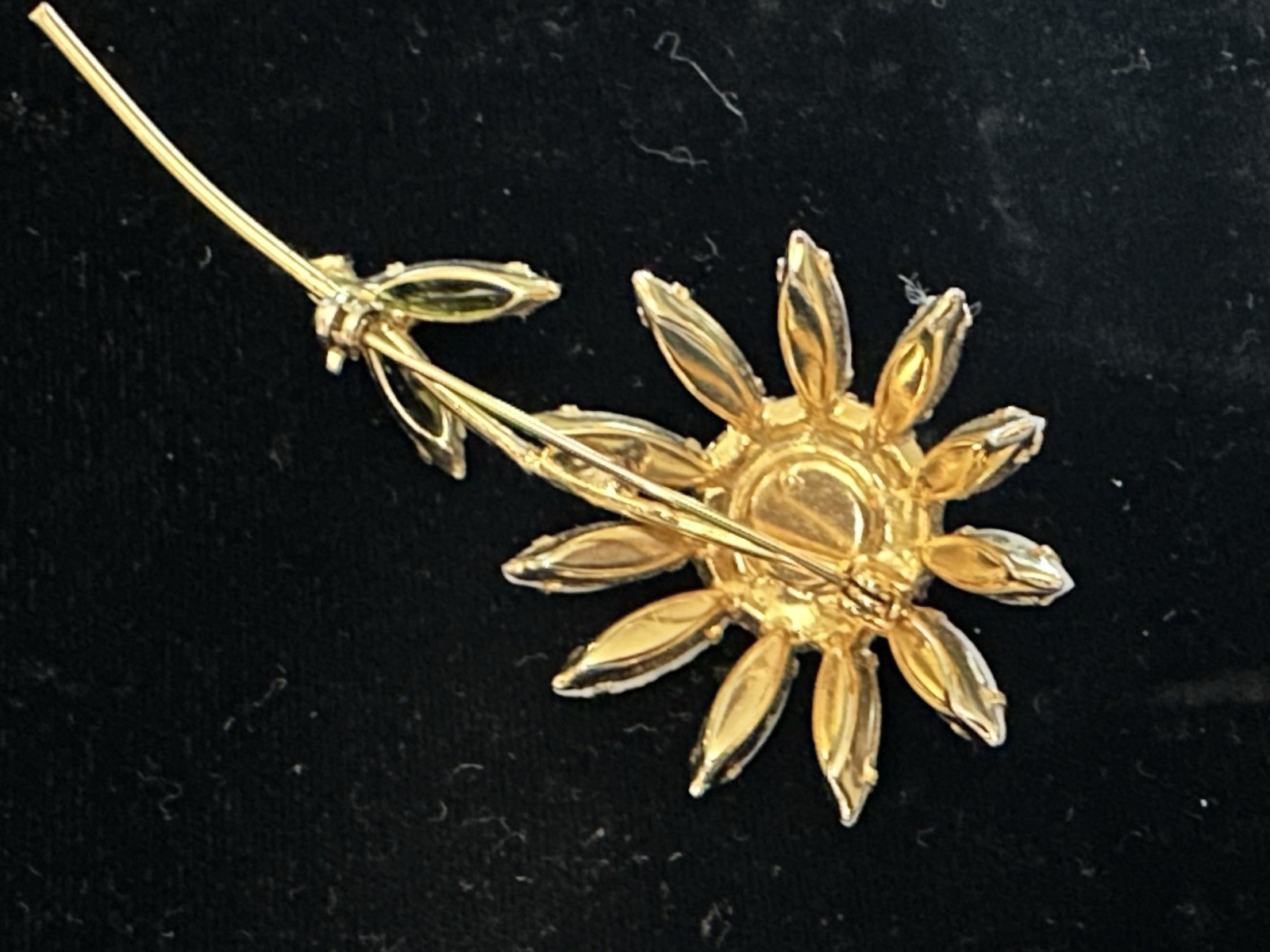 Vintage Juliana? Flower White Milk Glass Gold Tone Brooch Pin Green Rhinestones