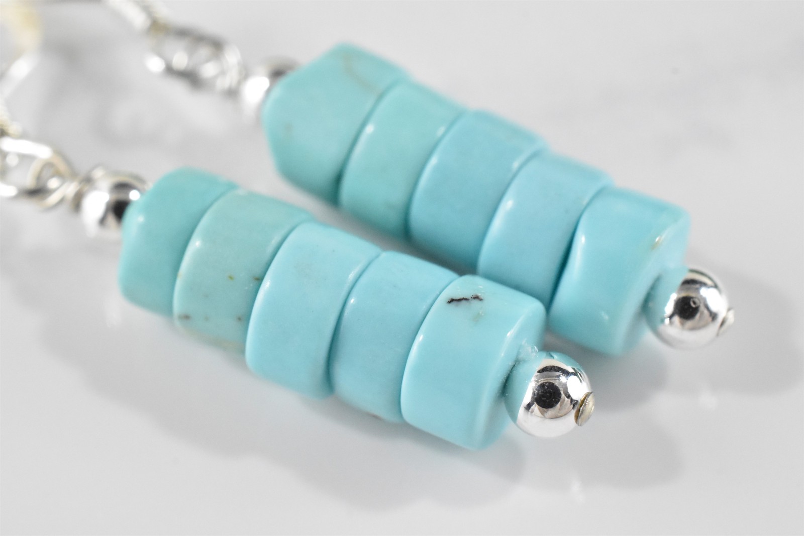 Sophisticated Southwestern Magnesite Turquoise-Style 925 Silver Dangle Earrings
