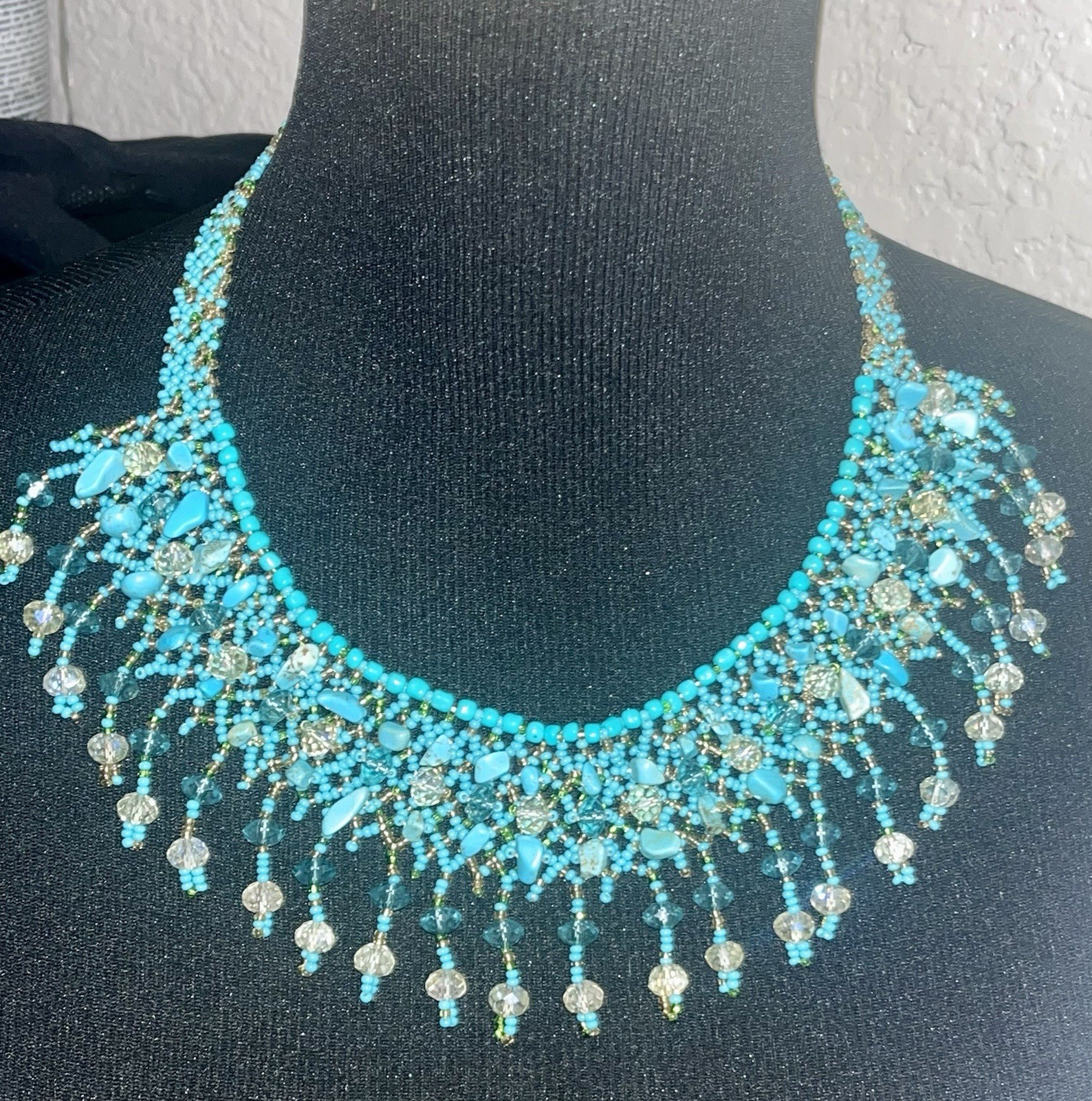 handcrafted artisan jewelry TURQUOISE GLASS BEAD NECKLACE Coral Design