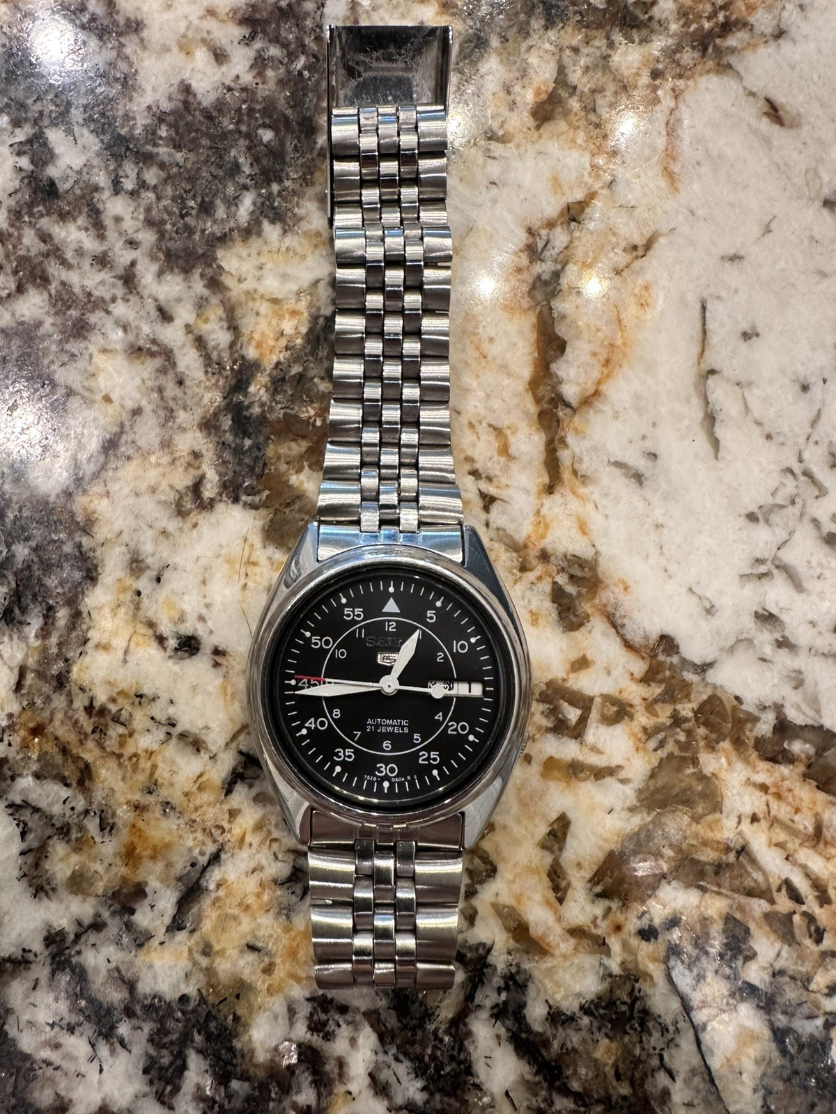 Seiko 5 Automatic Black Military Dial Day/Date 7S26 Vintage Men’s Watch Japan