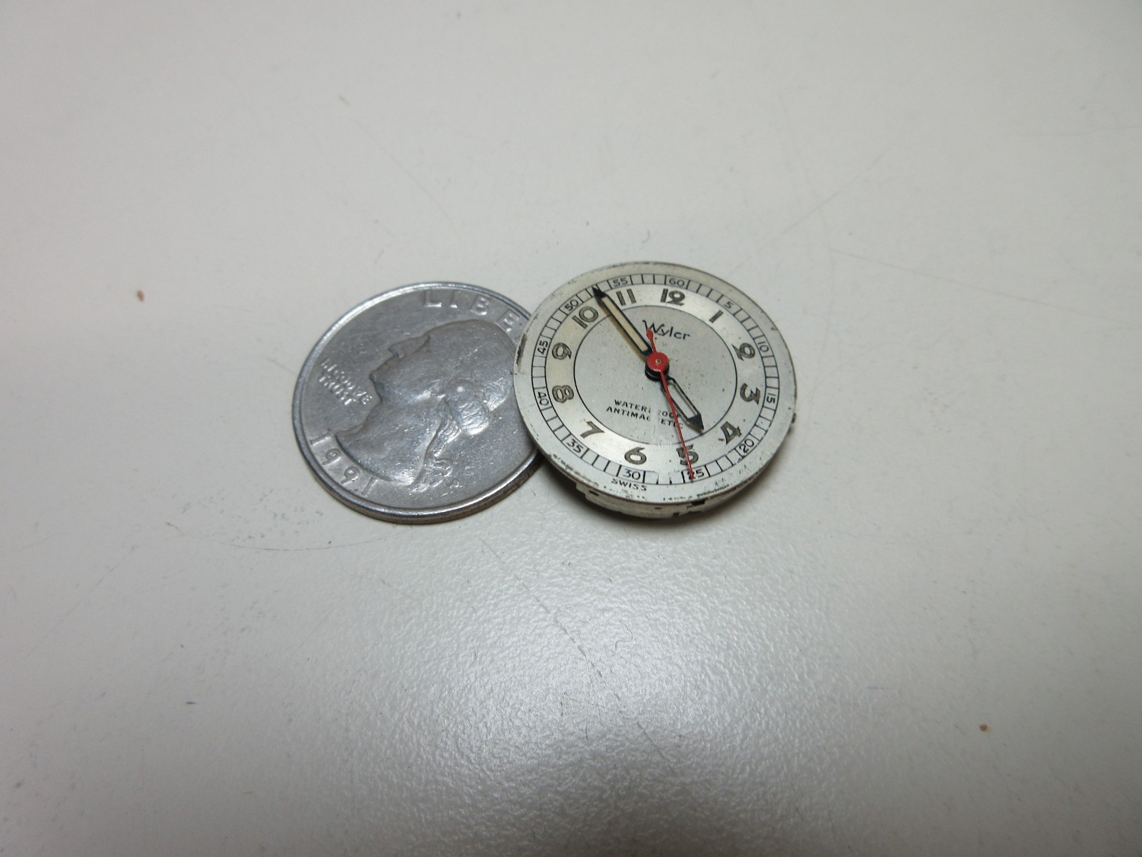 VINTAGE WYLER WRIST WATCH MOVEMENT WATERPROOF ANTIMAGNETIC WATCHMAKER PARTS #118