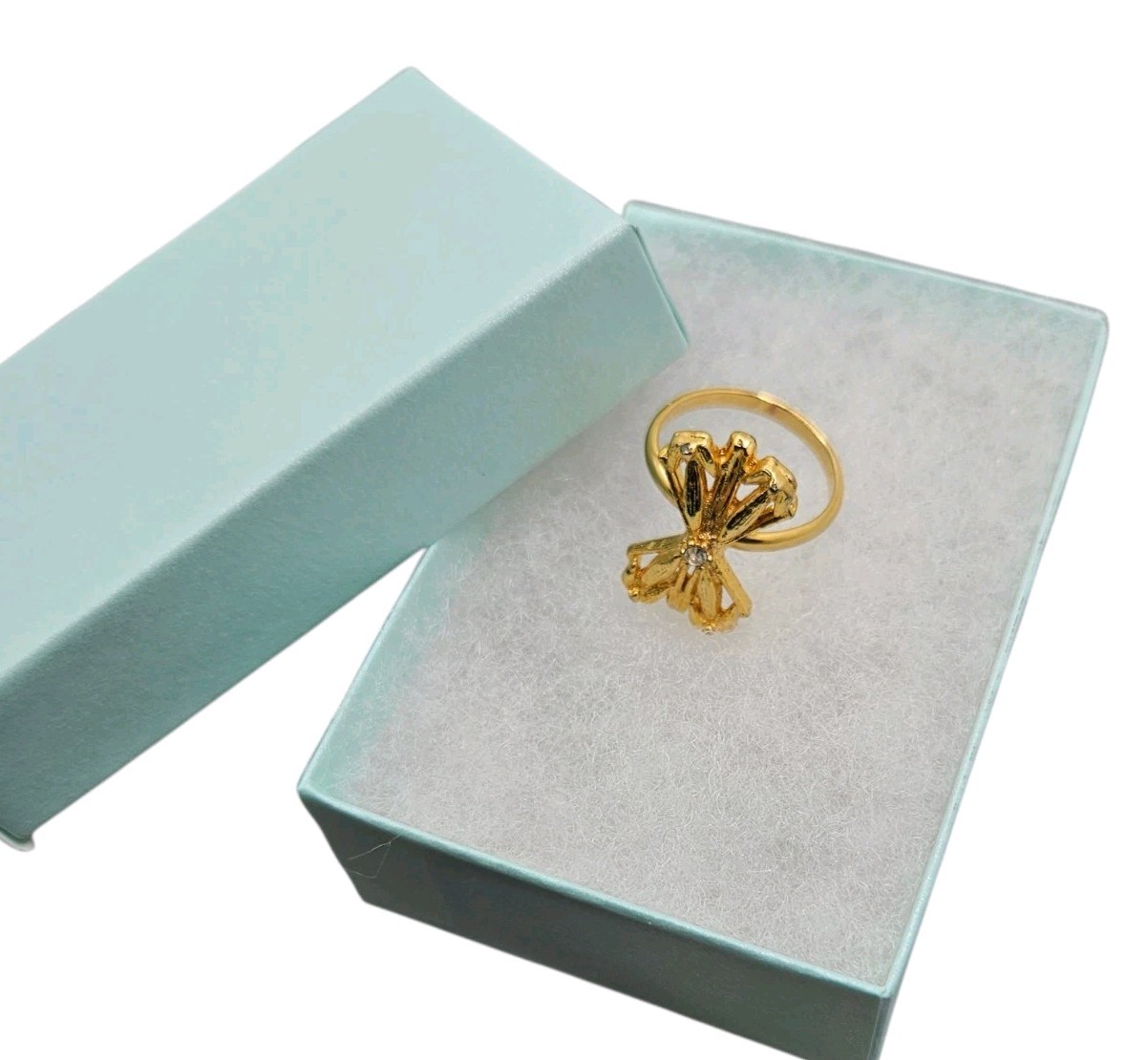 Vintage Vogue Gold Tone Ring Rhinestone Bow Shape Tied Knot size 7 Adjustable