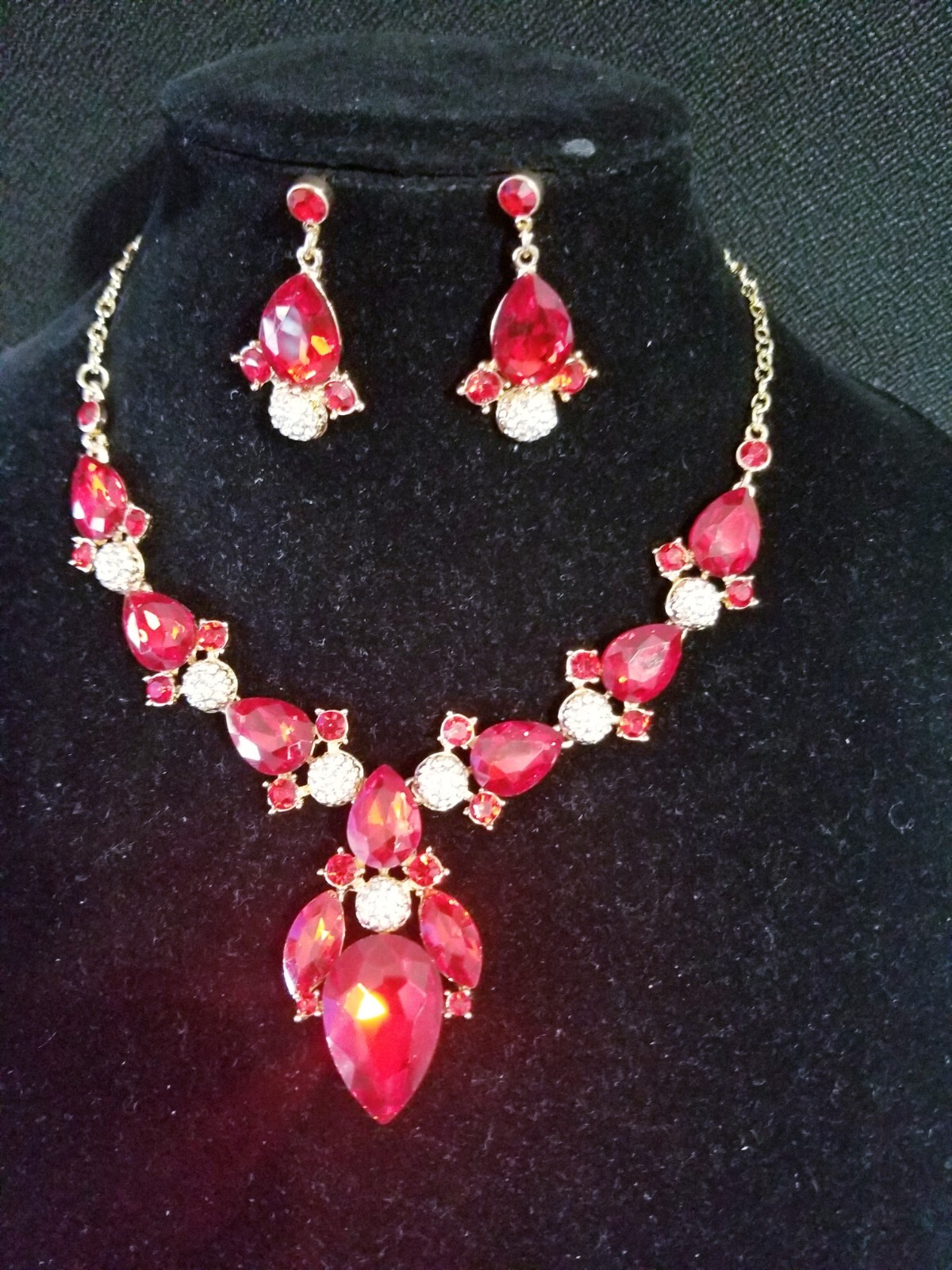 Red Crystal Choker Rhinestone Necklace Earring Set Bridal Prom Pageant