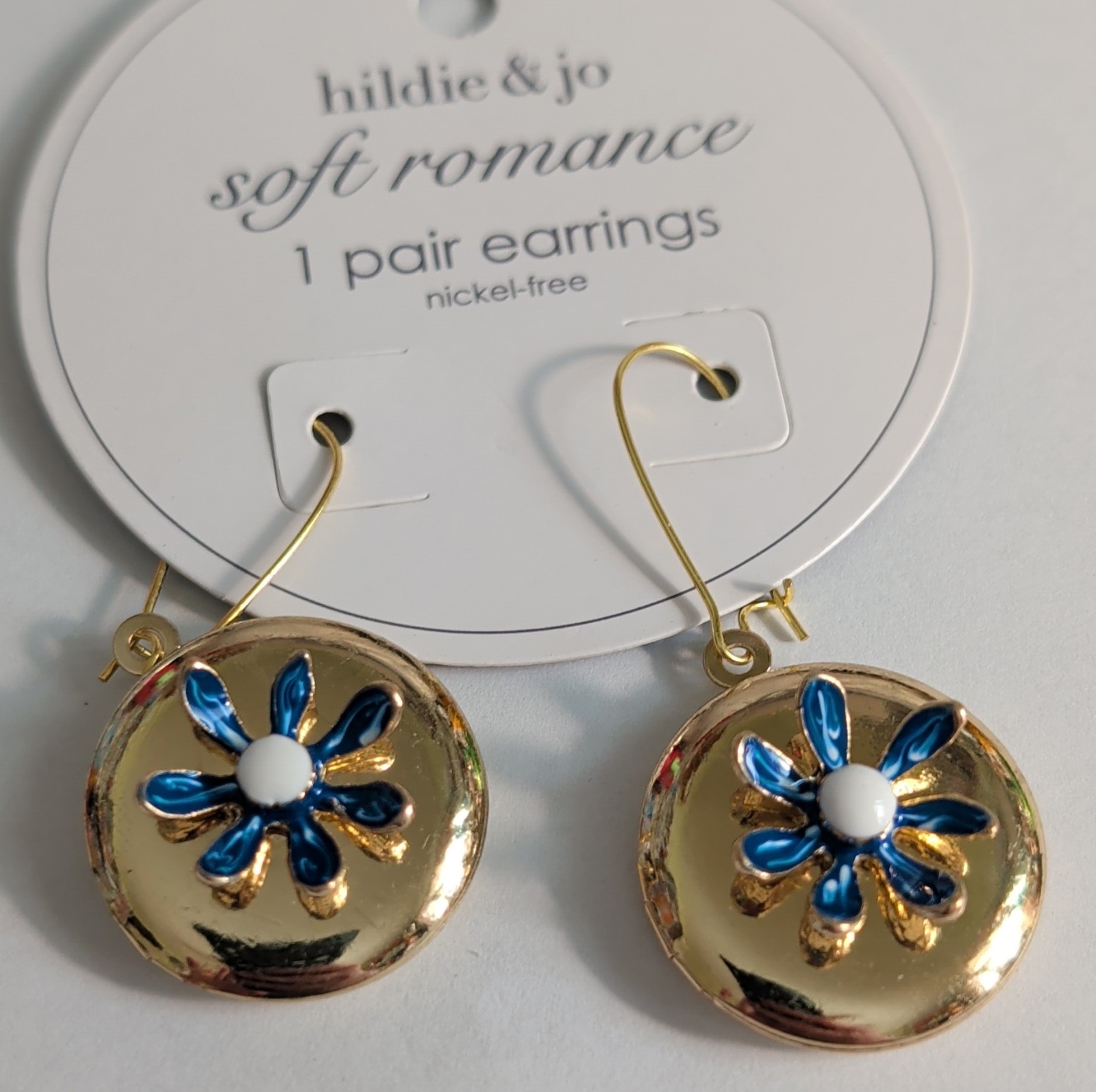 hildie & jo Gold Blue Flower Dangle Earrings Flowers Theme Hook Nickel-Free