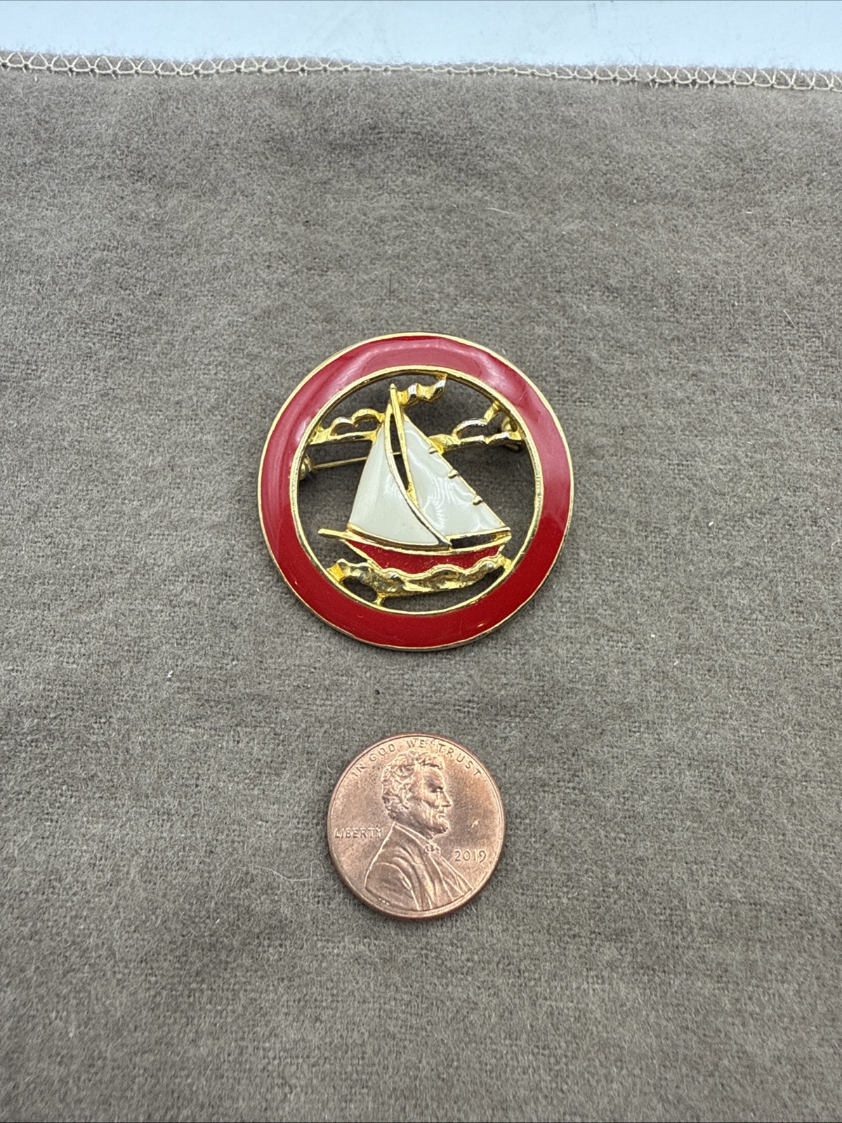 Vintage Red & Cream Enamel Cut Out Nautical Sailboat Boat Brooch Jewelry