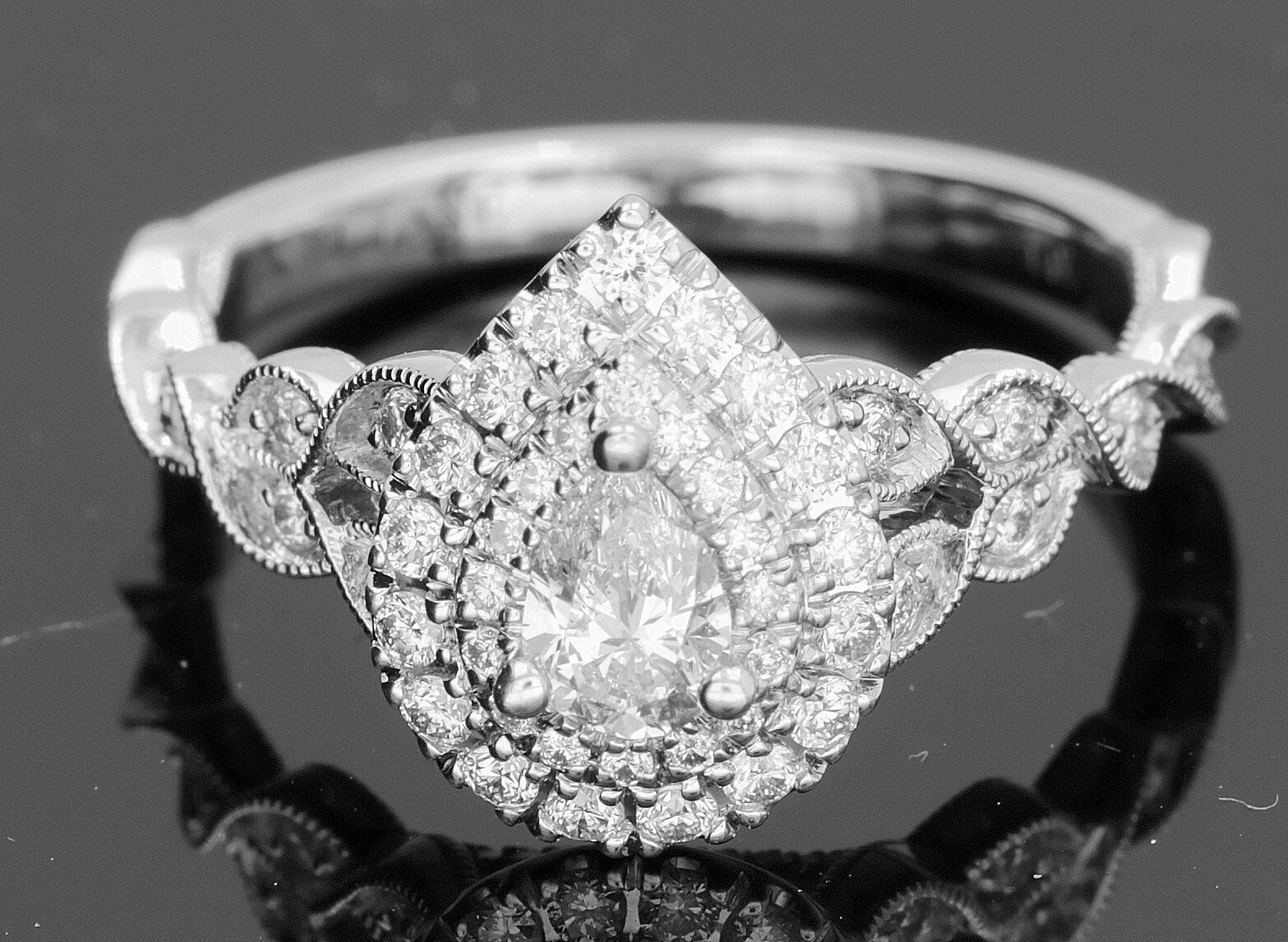 Ring Nail Lane 14k W/G 4.1gr Size7 Diamonds 0.27ct+0.46ct mele VS1 /VS #1675