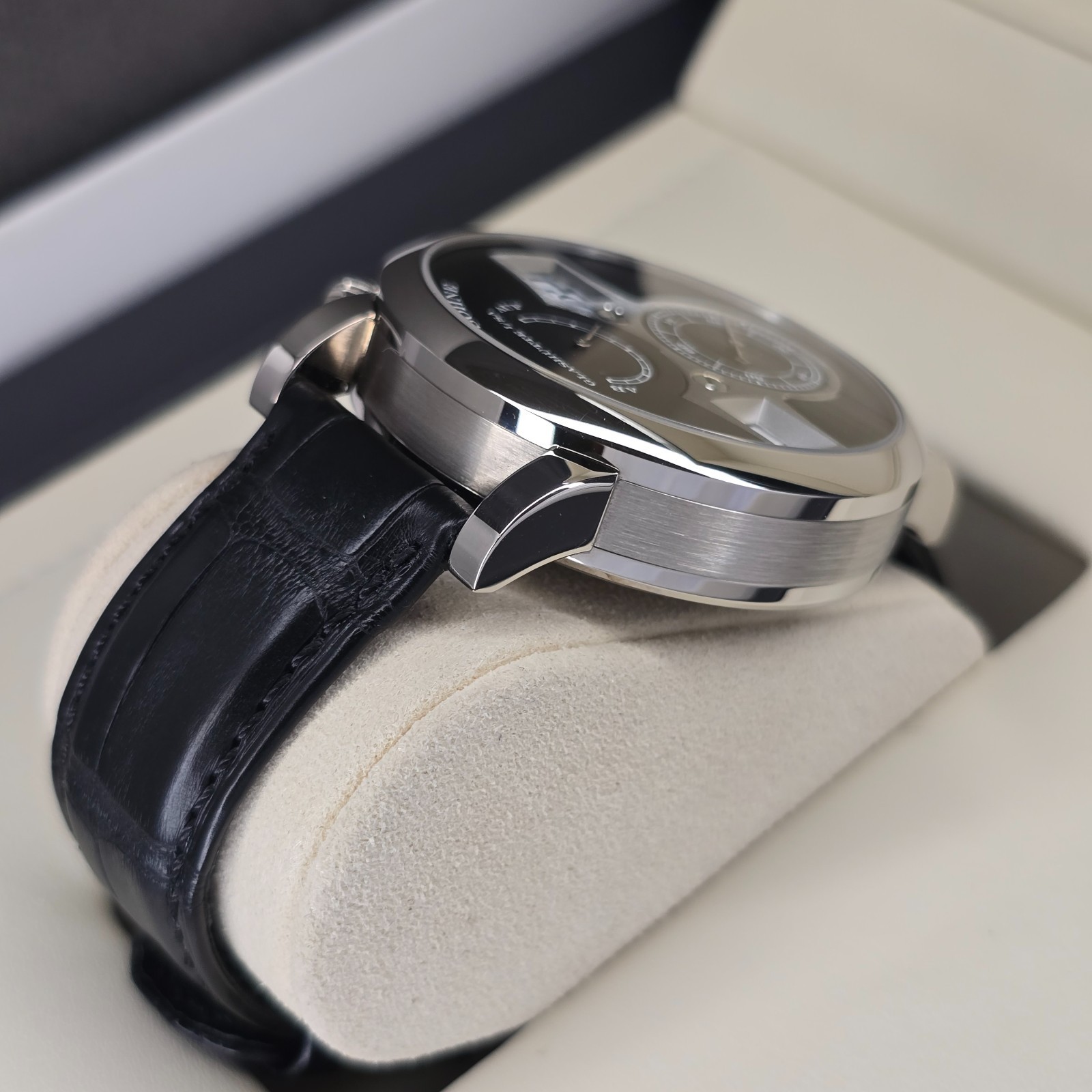 A. LANGE & SOHNE ZEITWERK 140.029 41.9MM 18K WHITE GOLD BLACK DIAL B&P