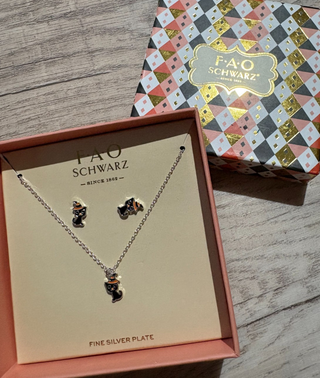 FAO Schwarz Matching Necklace Earring Set Halloween Jewelry Black Cat Witch Hat