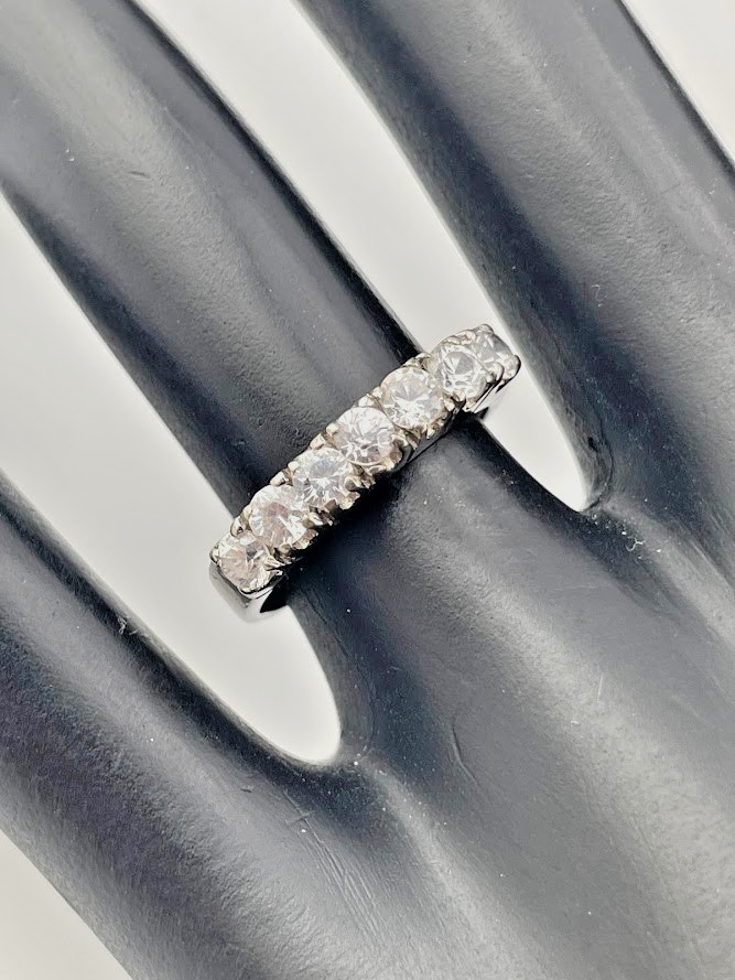 SIGNED 925 STERLING SILVER SEVEN CZ 3.7MM BAND RING SIZE 5.5 WEDDING 763