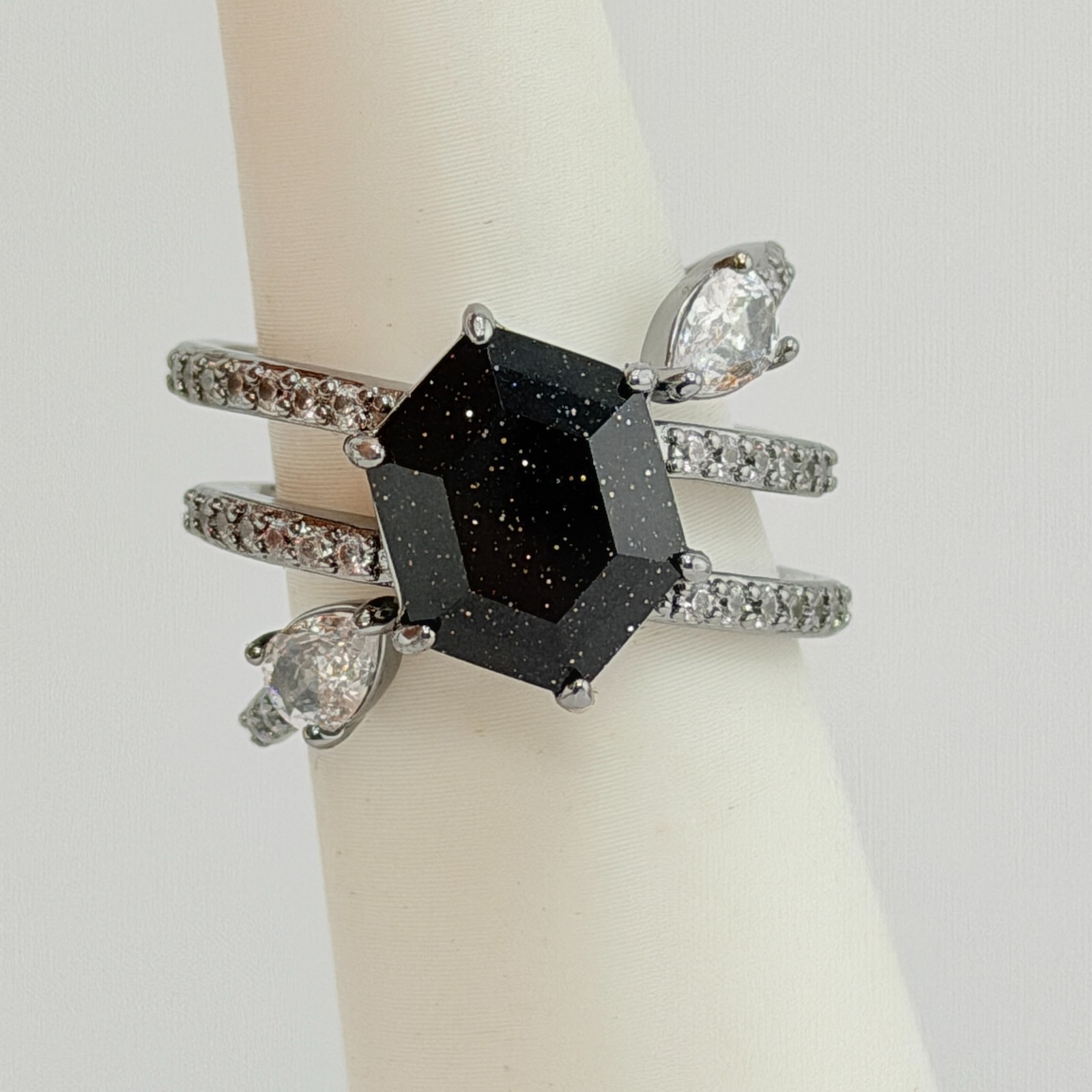 Bomb Party UNTAMED Ring Sz 9 “Slither & Spark” Onyx Sandstone on Hematite