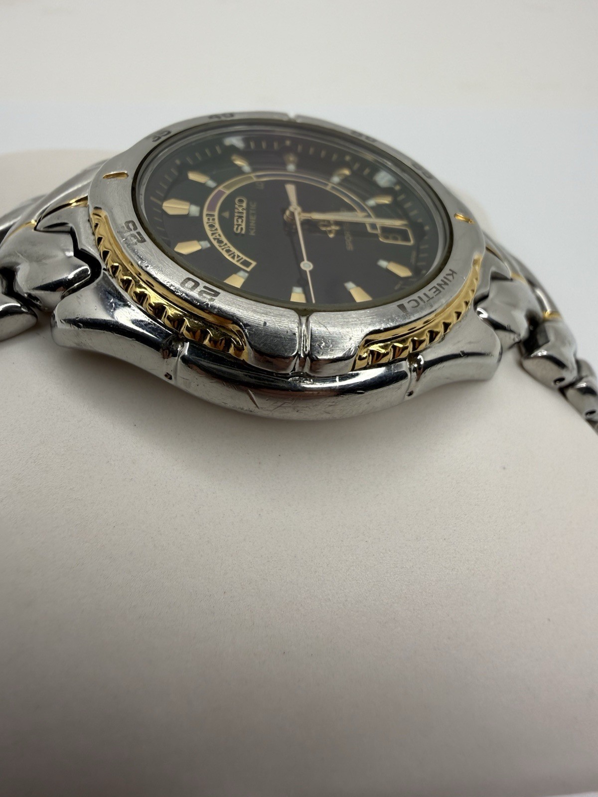Seiko Kinetic Men’s Sport Watch Black Dial Two-Tone SS Bracelet 5M42-0B09