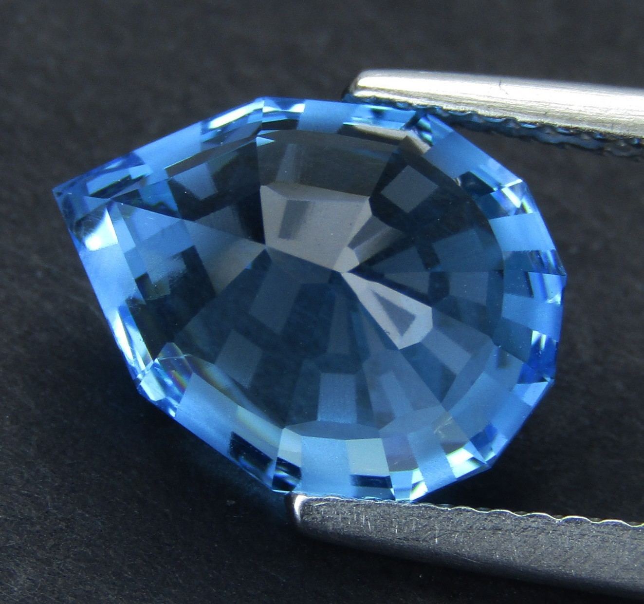 6.45Cts Classic Natural Swizz Blue Topaz Pear Shape Precision Cut