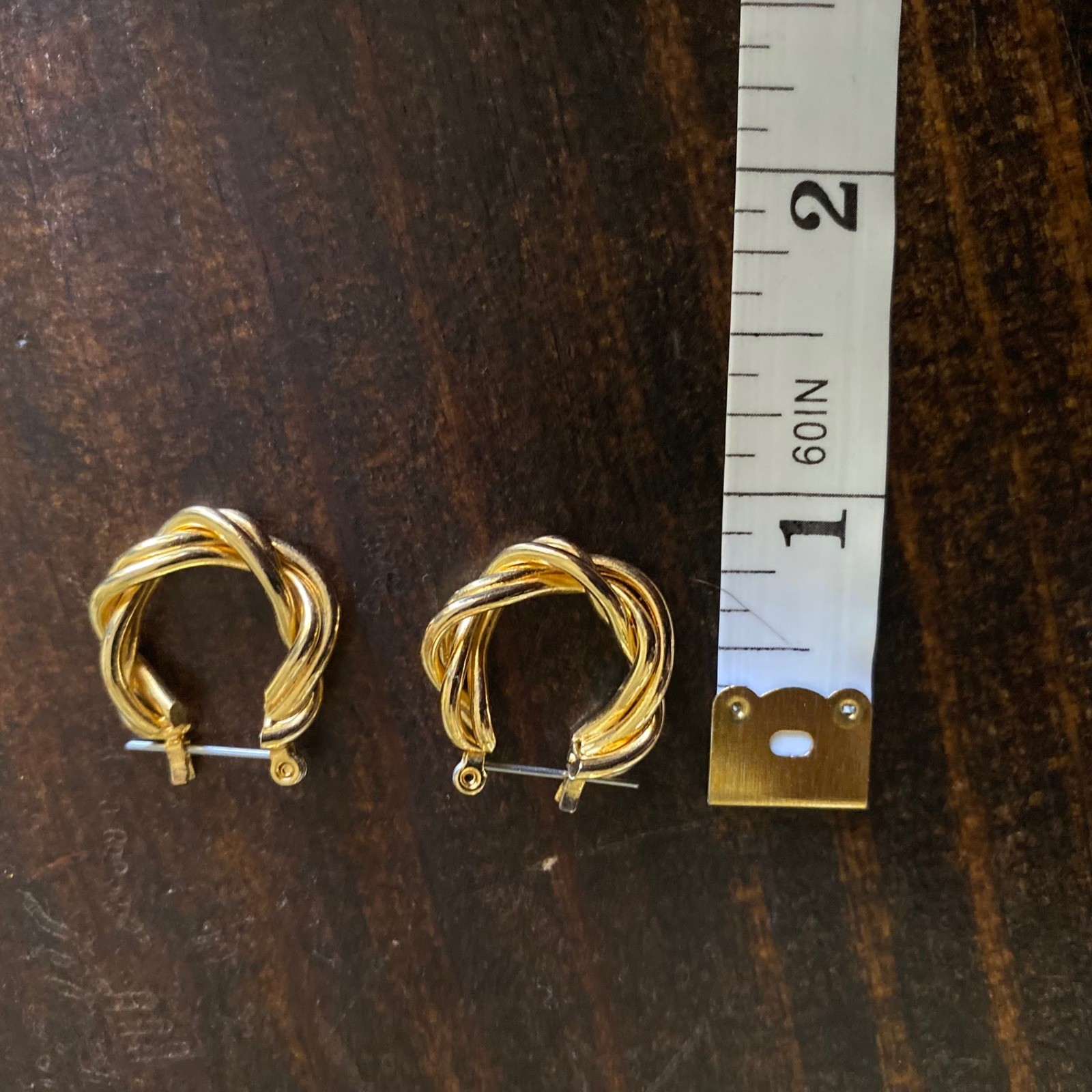 Gold Tone Twisted Rope Hoop Earrings Braided Latch Back Textured Jewelry