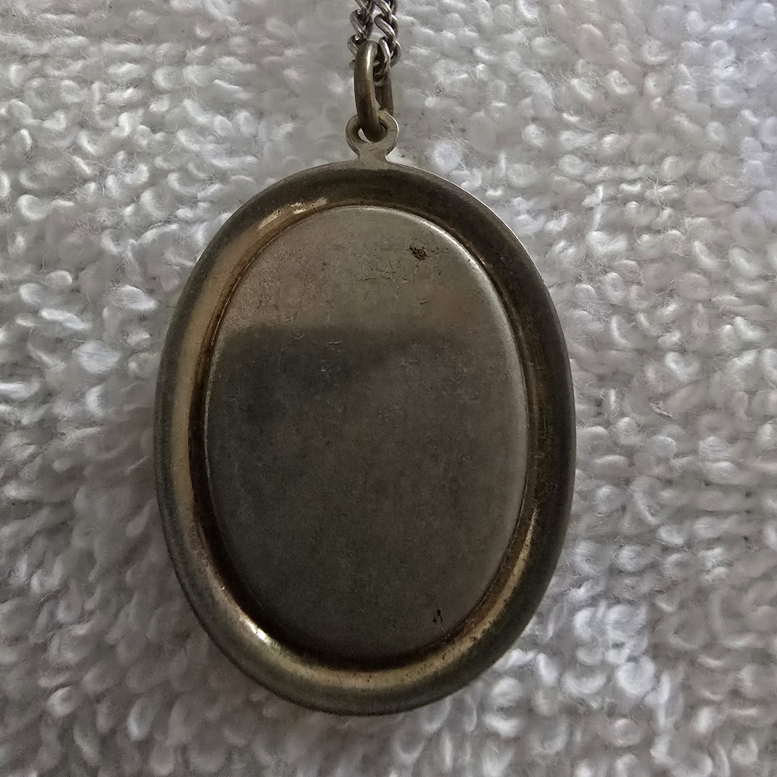 Vtg Holly Hobbie American Greetings 9 in Long Necklace Pendant – Collectible