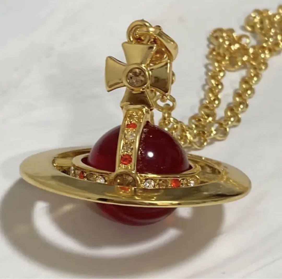 Vivienne Westwood Small Orb Necklace Gold and Red w/drawstring [E0144