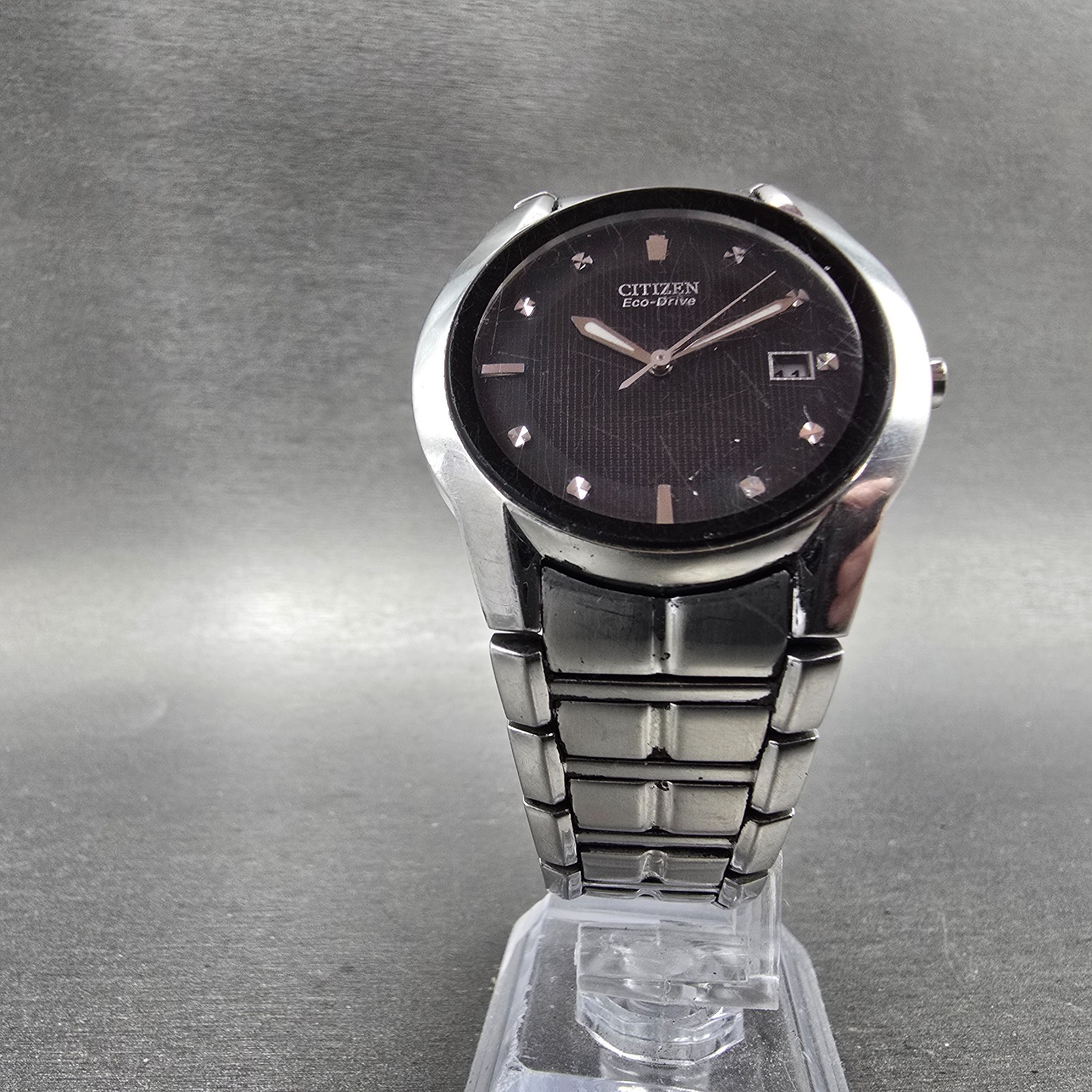 Citizen Eco-Drive Watch Men 37mm Black Dial Silver Tone Date E111-S058481 Runs