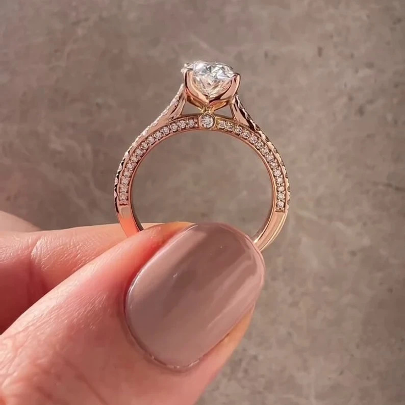 IGI 2.00 CT Oval Cut VS1 Lab Grown Diamond Solitaire Wedding Ring 14K Rose Gold