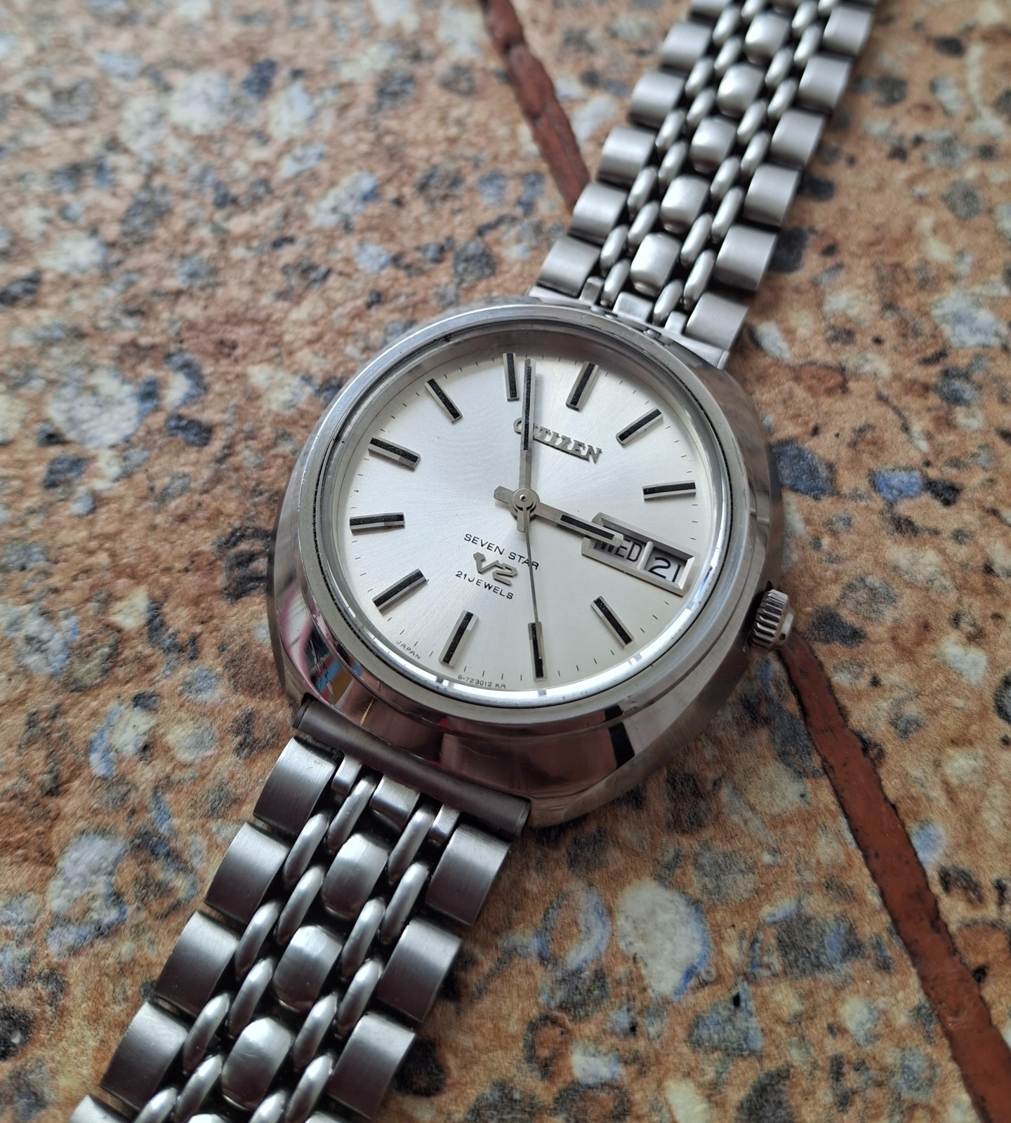 Vintage Citizen Seven Star V2 21 Jewels Automatic August 1970 39mm