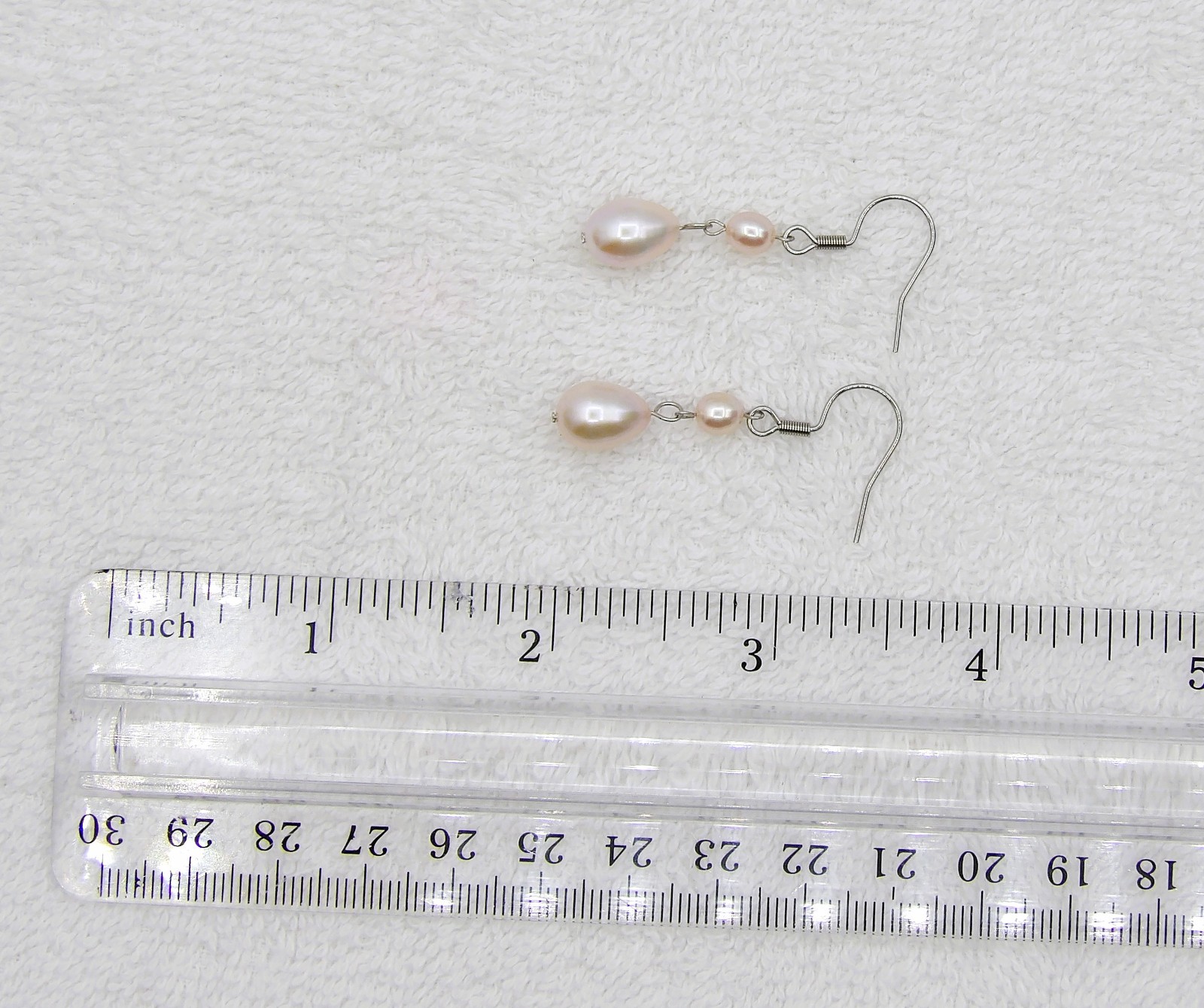 Stainless Steel 10.8mm Oval Freshwater Cultured Pink Pearl Dangle Earrings ERD02