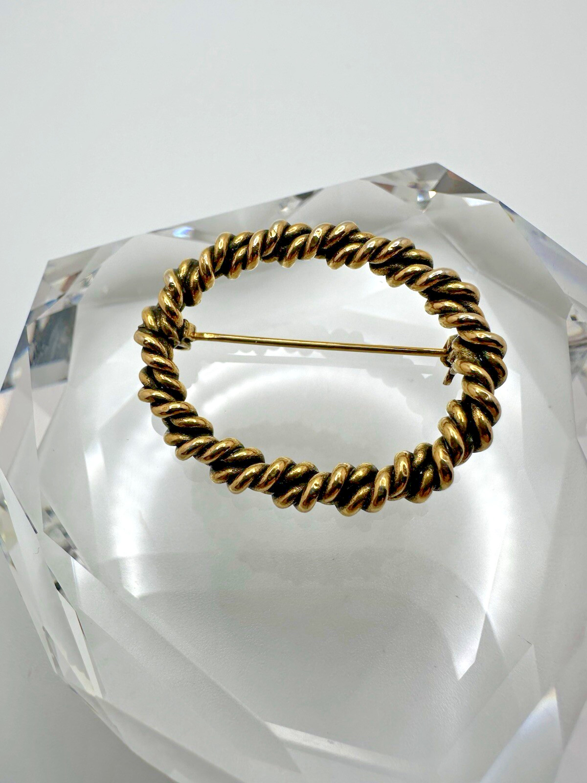 Vintage Gold Plate Chain Brooch 3.6cm JB22