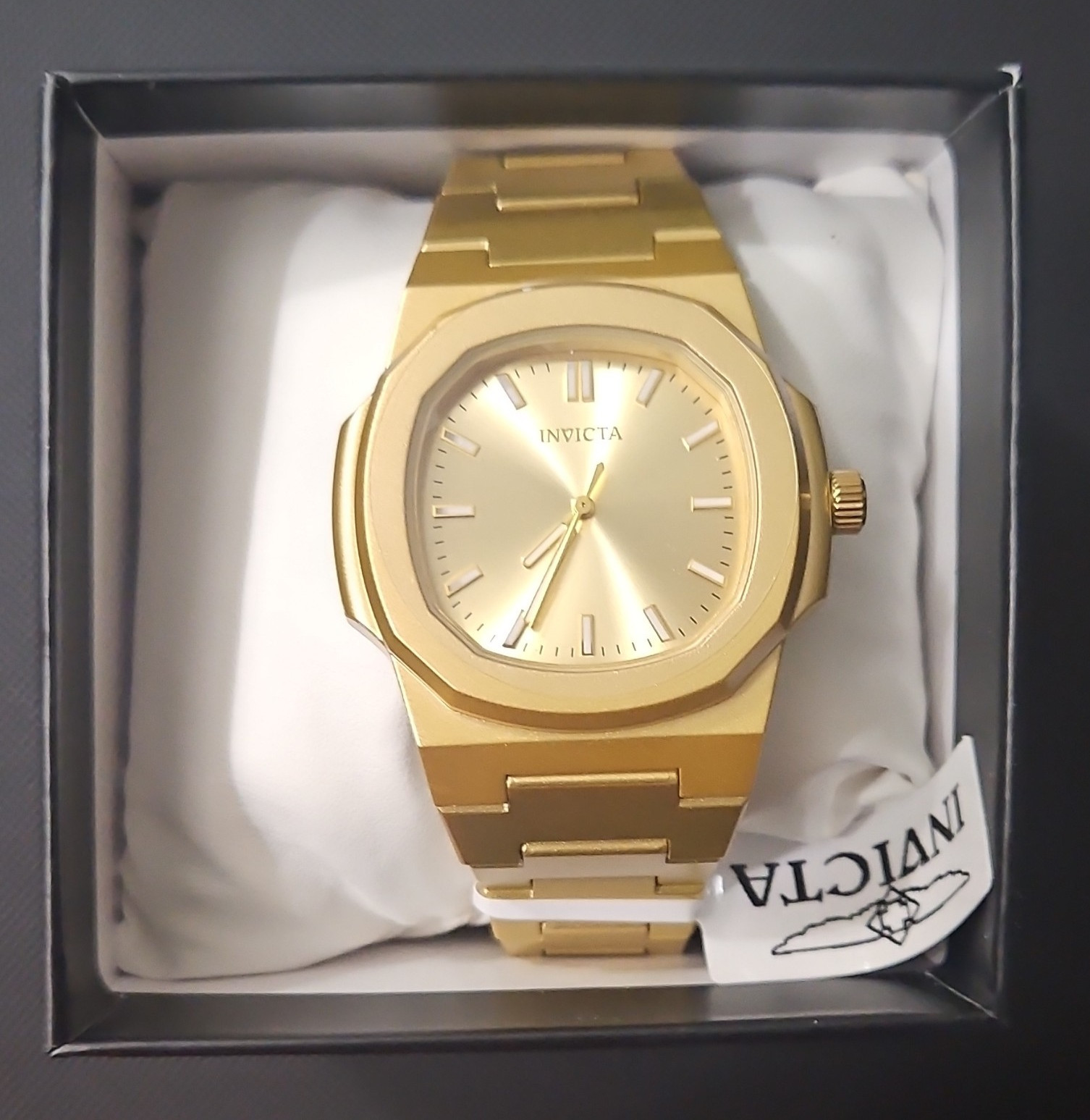 Invicta 44mm Quartz Gold Tone Analog Bracelet Watch Gold Dial 50m