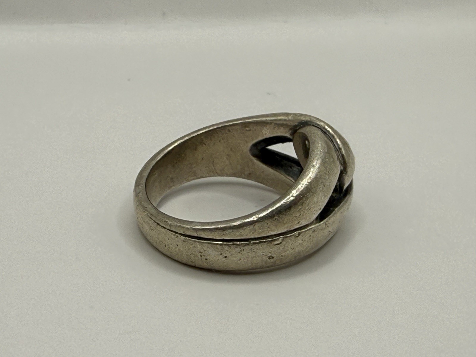 James Avery 925 Sterling Silver Knot Loop Band Ring Size 6.75 (9.54Gr)