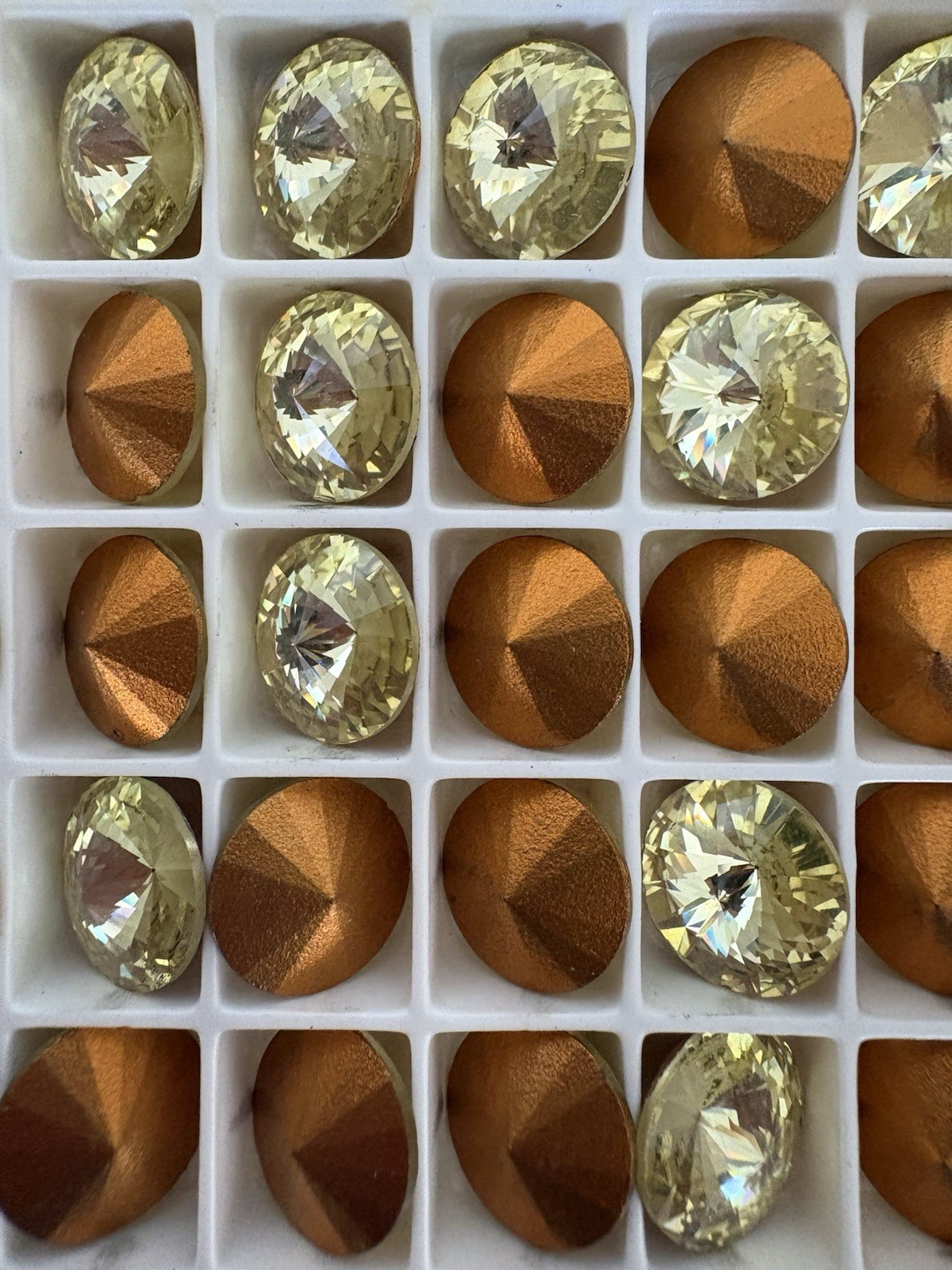 47Ss JONQUIL VINTAGE SWAROVSKI RIVOLI GOLD FOILED RHINESTONES (72PCS)$15.99