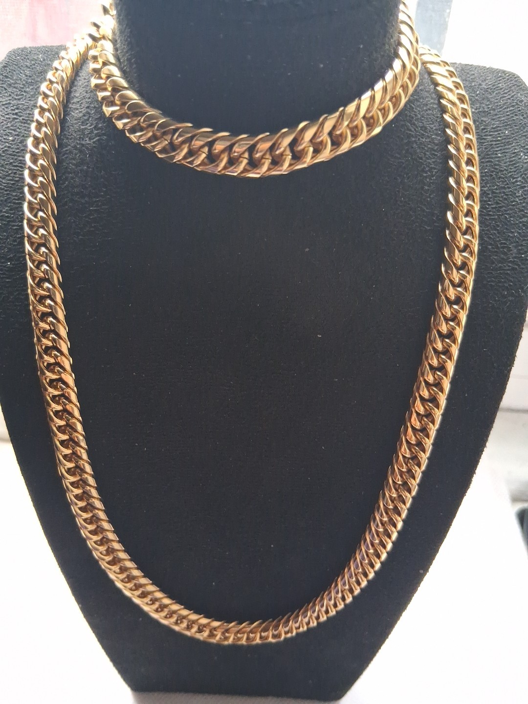 Curb Chain Choker Necklace 20-22 inches And Bracelet Set 7.50-9.0in) In lON