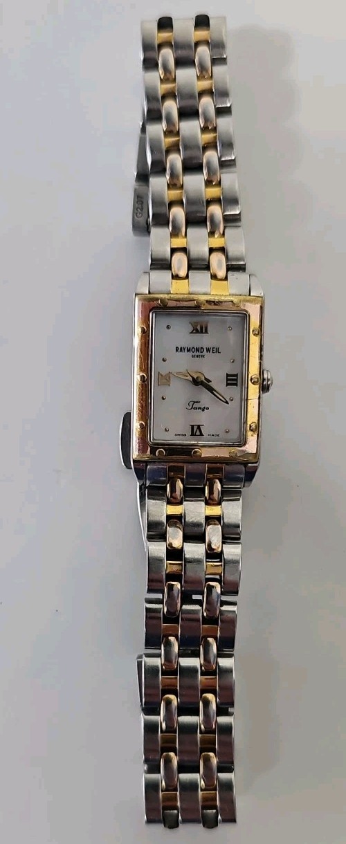 Raymond Weil Tango 5971 Mother of Pearl Dial Two-Tone Ladies Quartz Watch