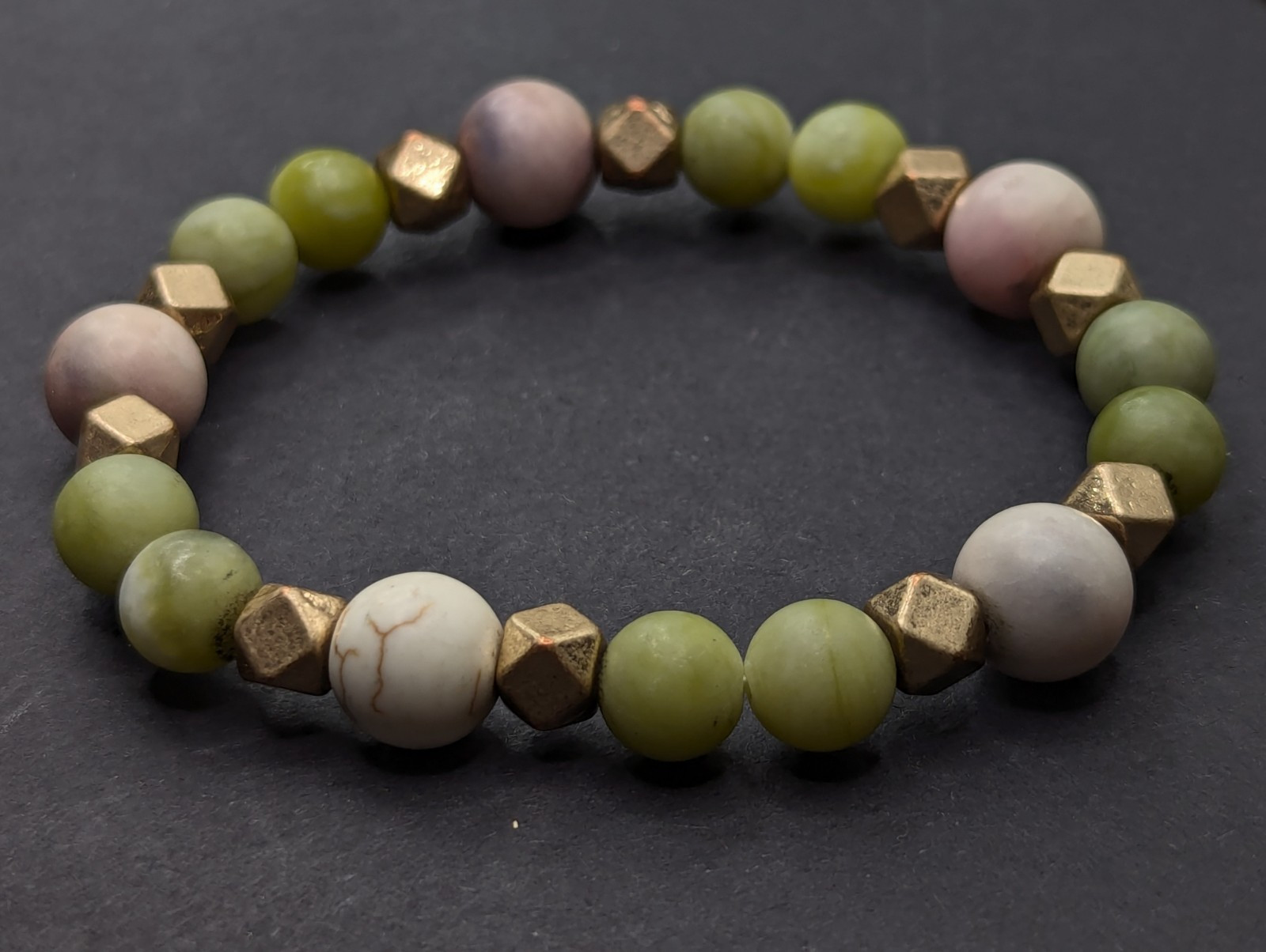 Women’s Boutique Green Pink Stone Beaded Stretch Bracelet (16cm) S Wrist