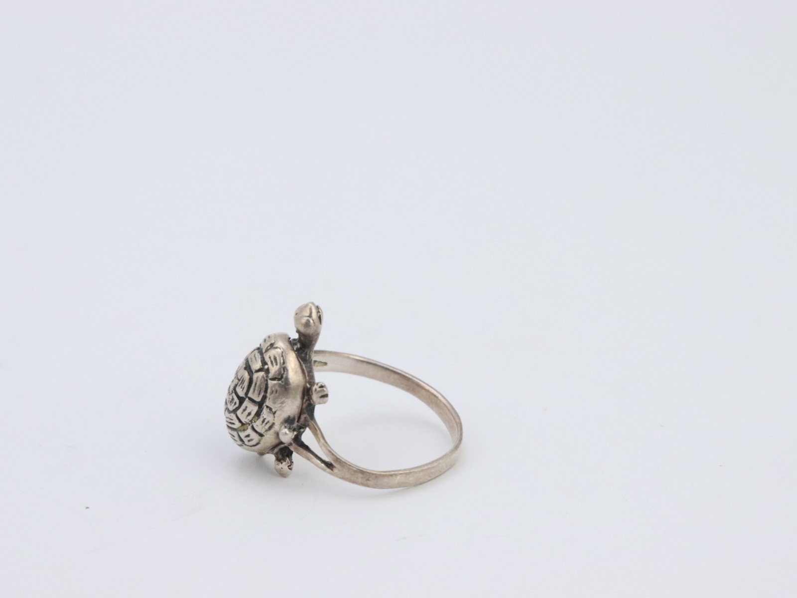 Vintage 925 Sterling Silver Turtle Poison Pill Hidden Locket Box Ring Sz6.25
