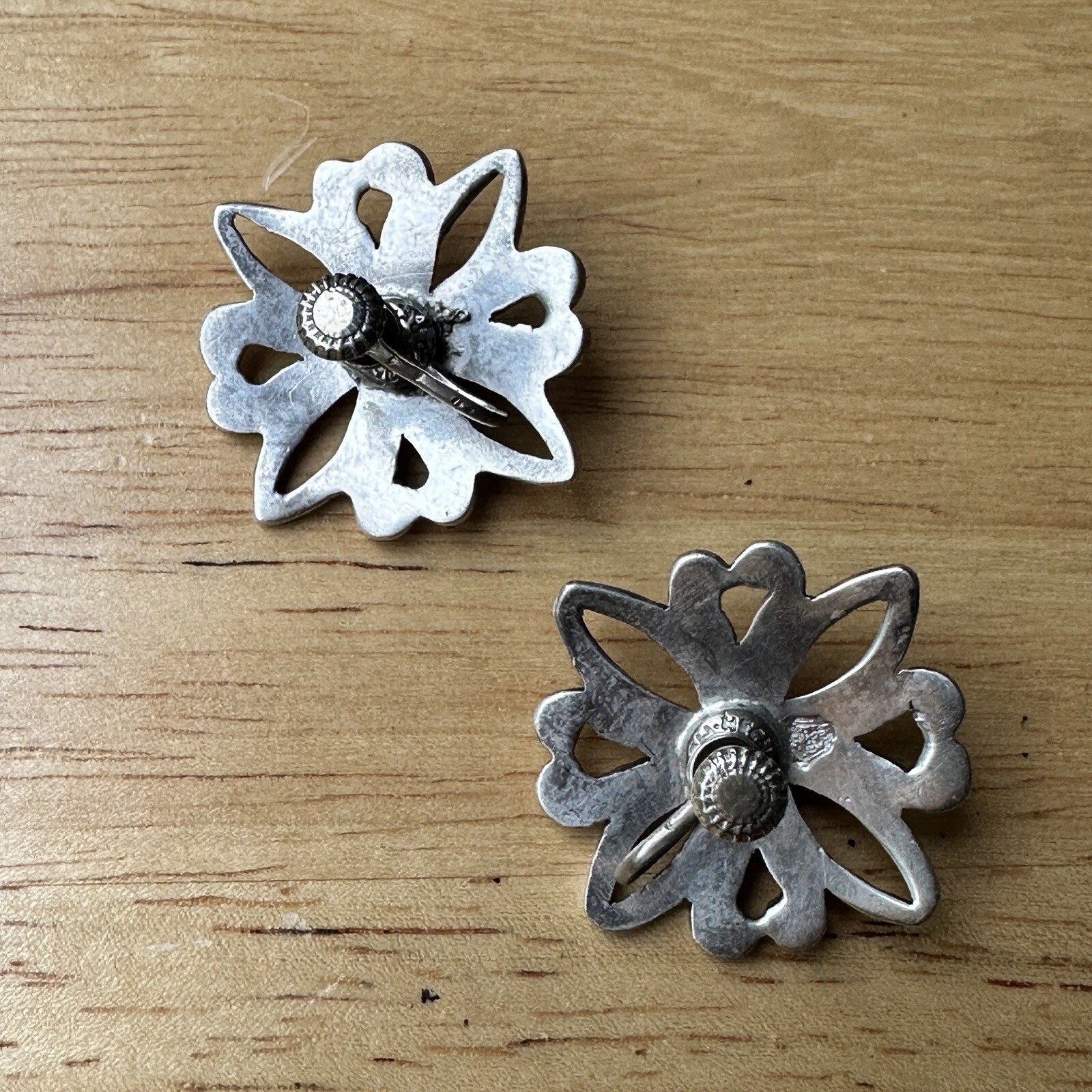 VTG Taxco Earrings 1 Inch Blooming Flowers Screw Back Mexico 925 Sterling 17.0g