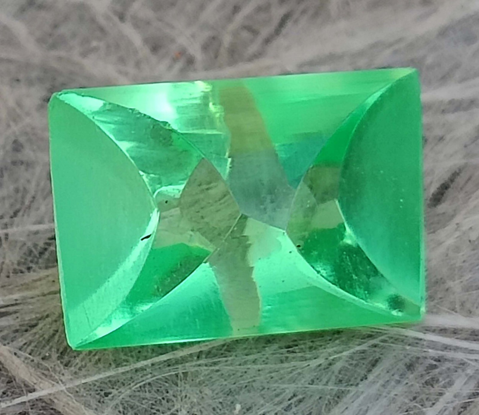 2.30 Carat Raw Greenish Diamond Colorless CVD VVS1 IGL Certified Loose Gem 5SDN