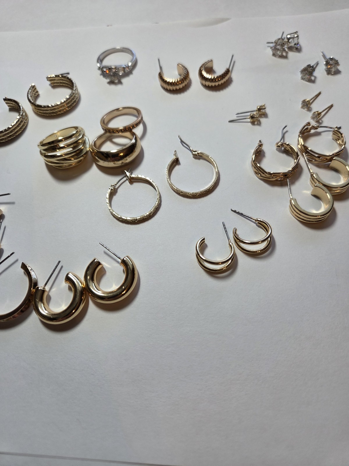 Gold Costume Jewlery Lot Earrings Rings