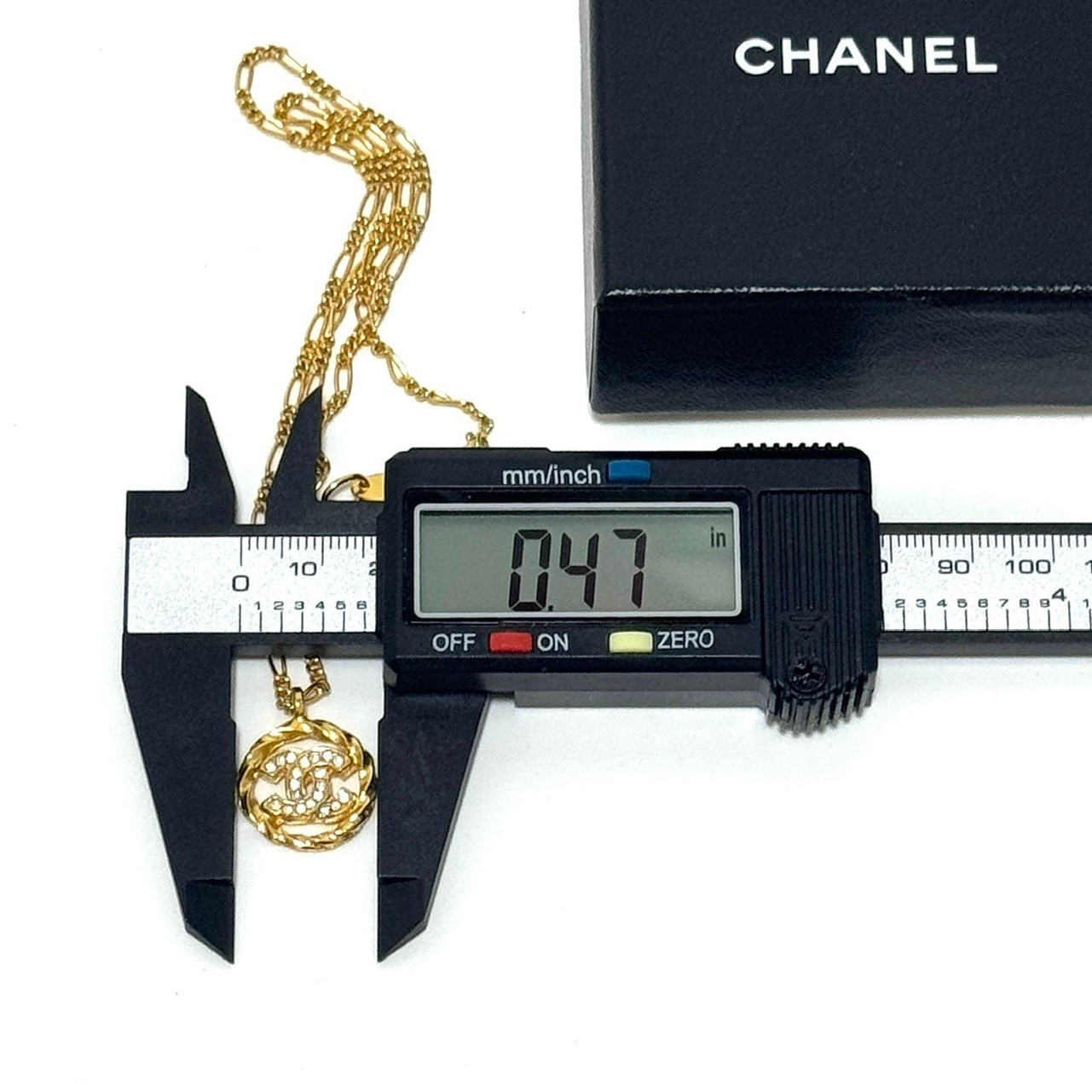 CHANEL 3438 CC Logo COCO Mark Necklace Rhinestone Gold Vintage Authentic JAPAN