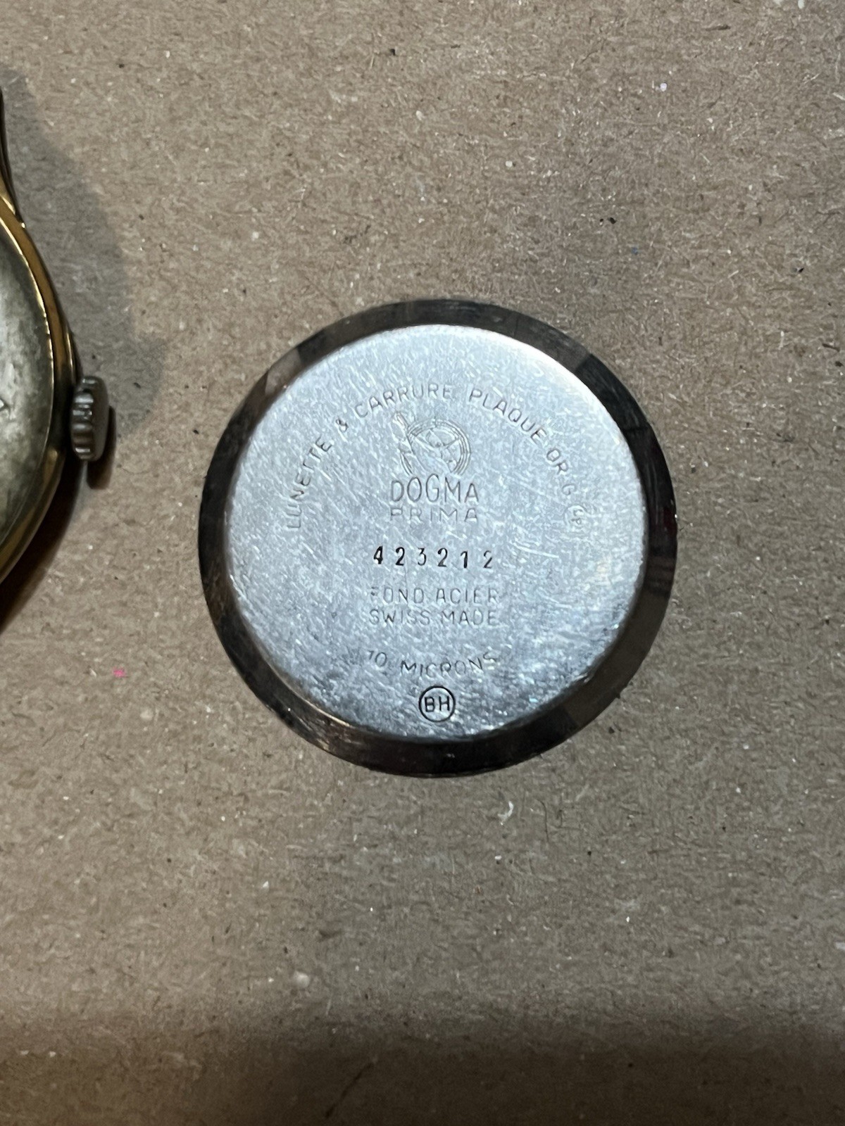 Dogma Prima Vintage Wristwatch 10m . Gold Plated 23 Jewels Not Working .
